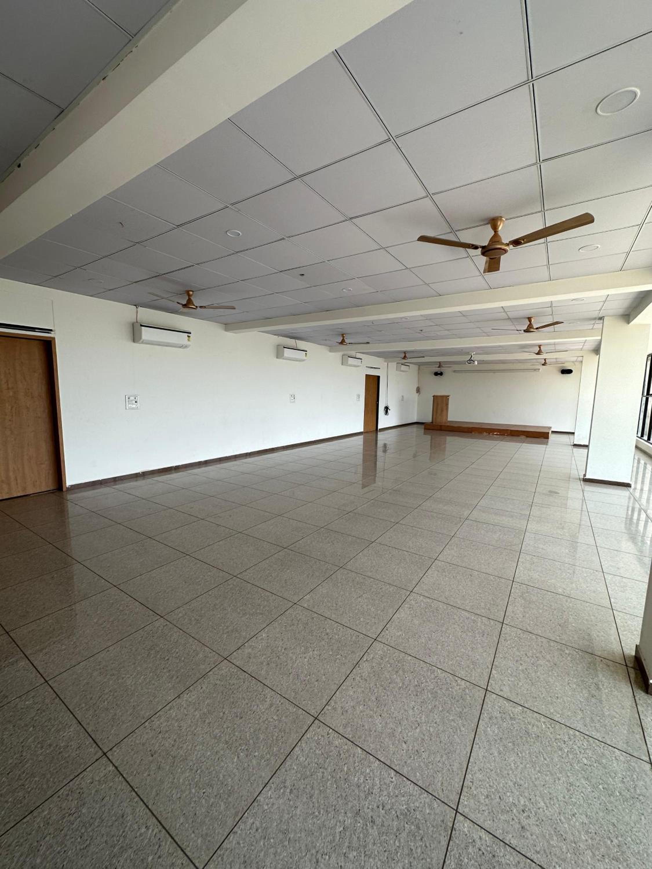 meeting & event spaces