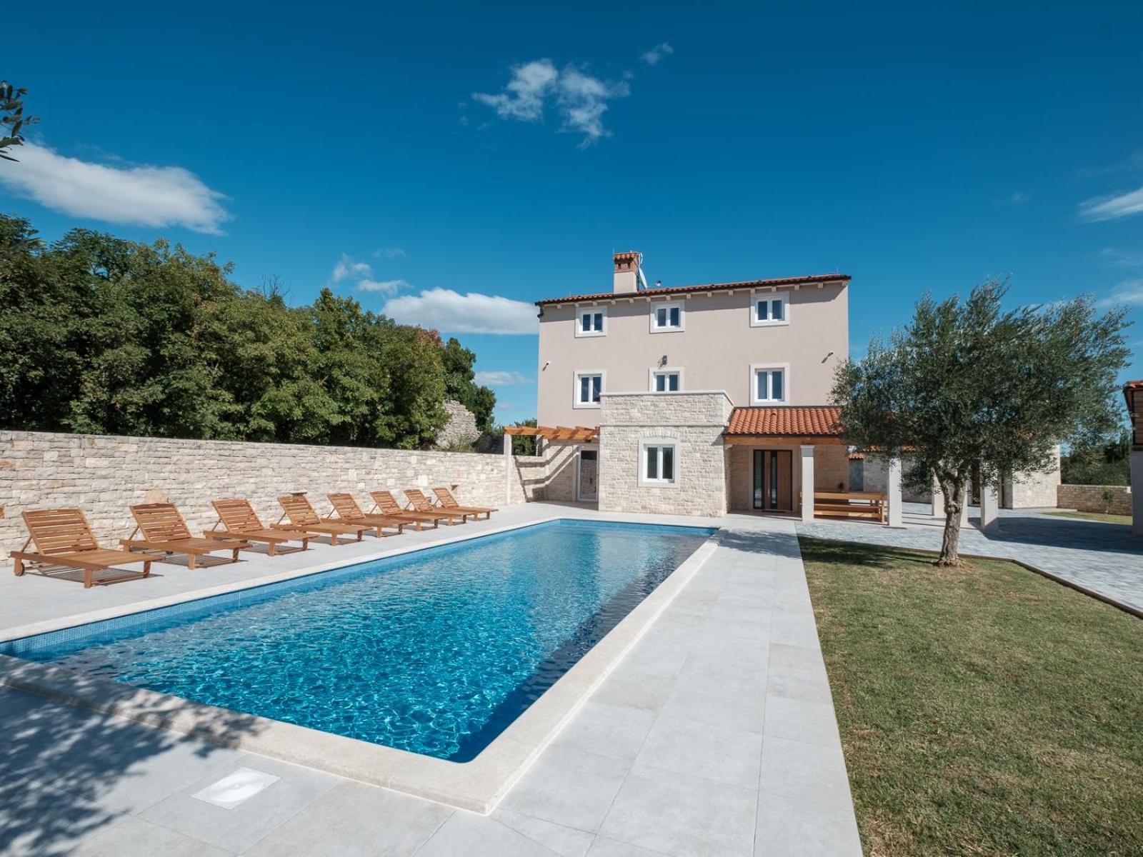 Villa Kata