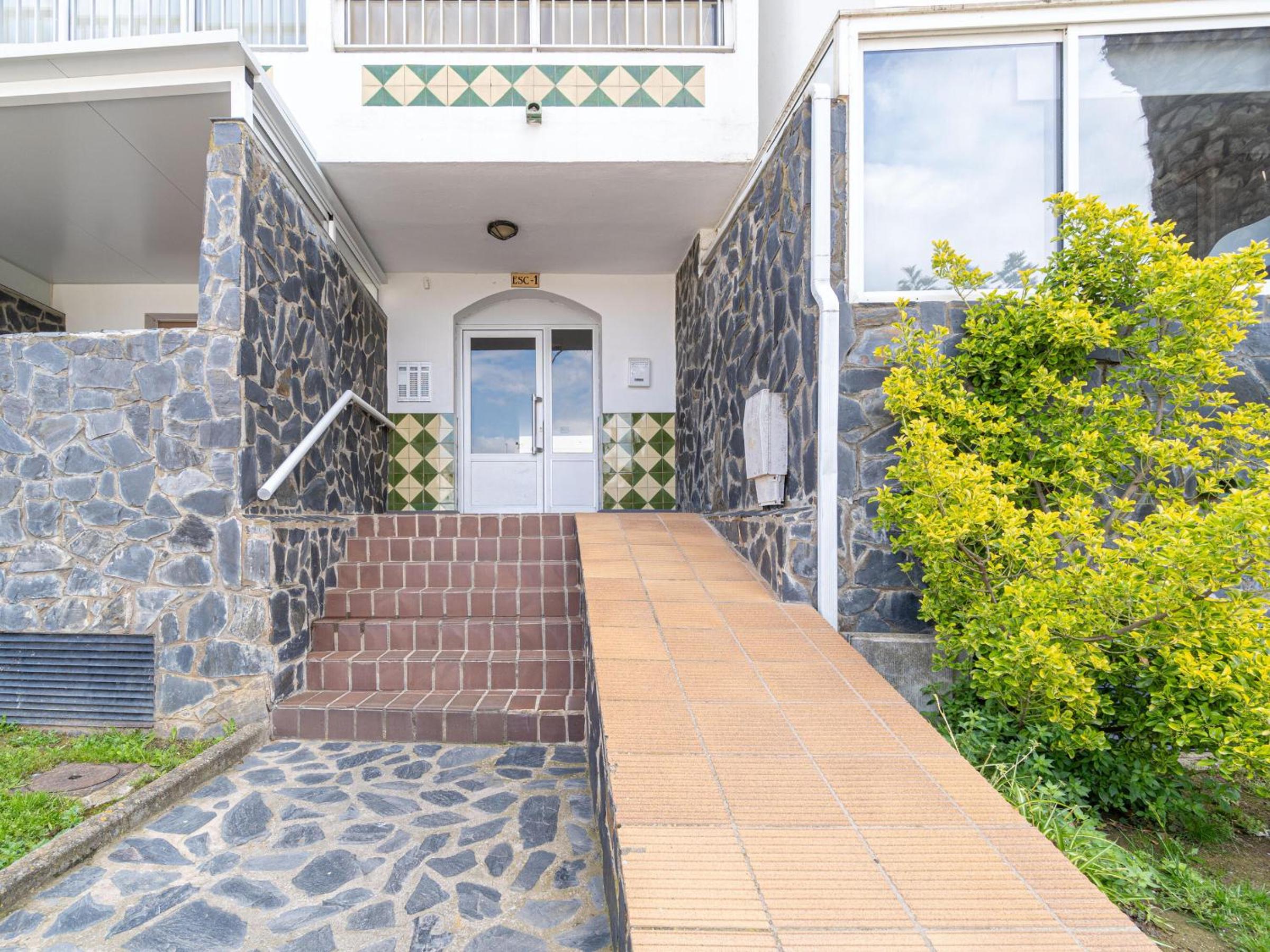 Apartamento con Parking y Vista al Canal - HISP-288-64 view 4