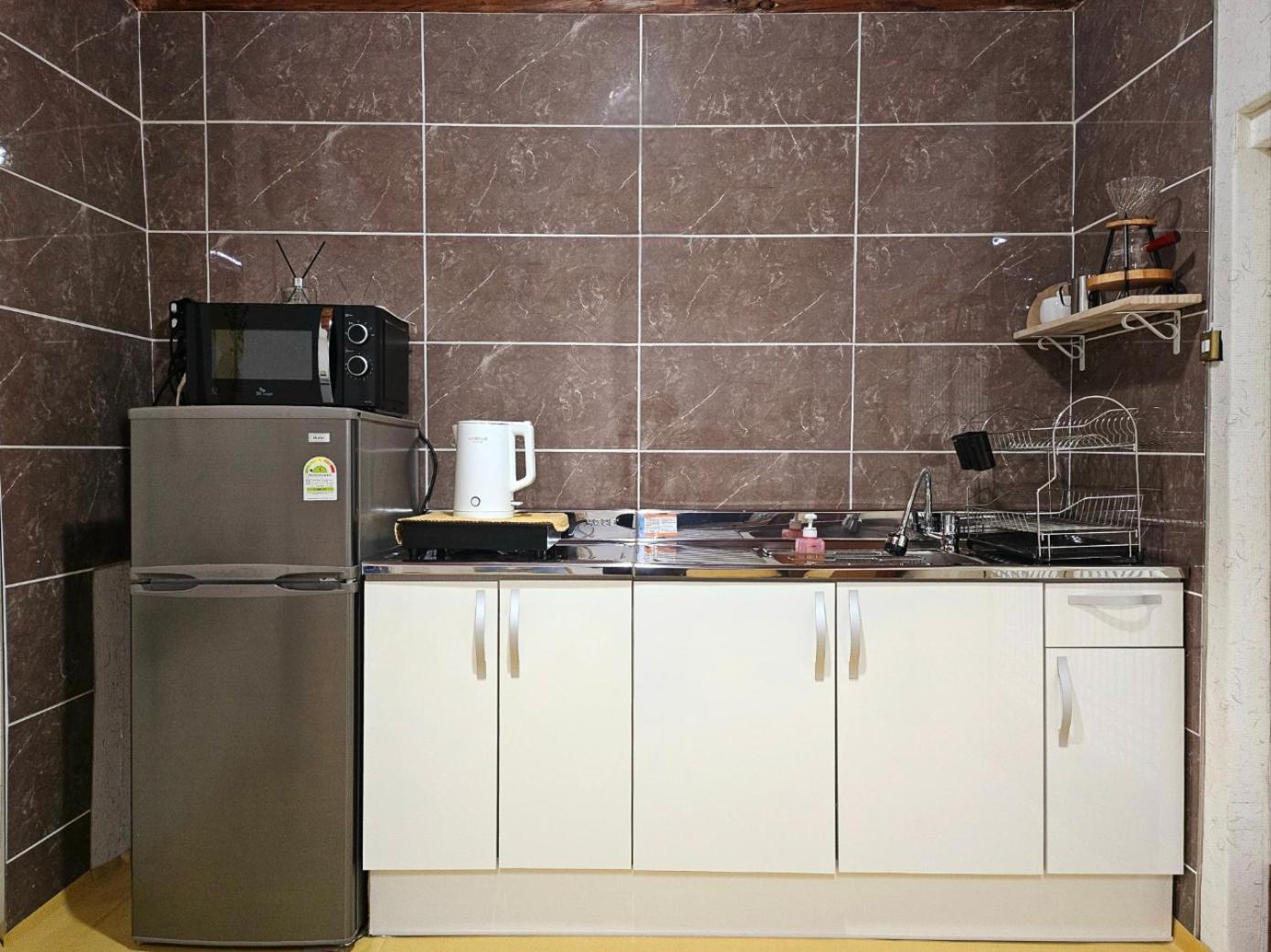 One day Retro House