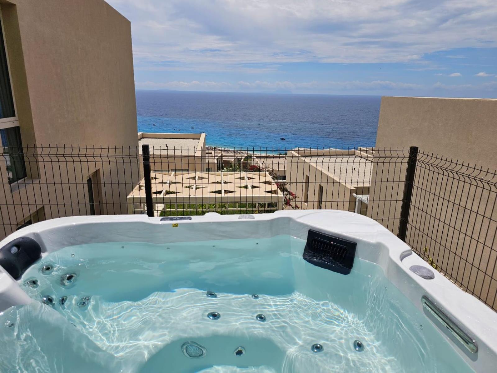 Palase Four C Jacuzzi apartment 157-D GC photo 3