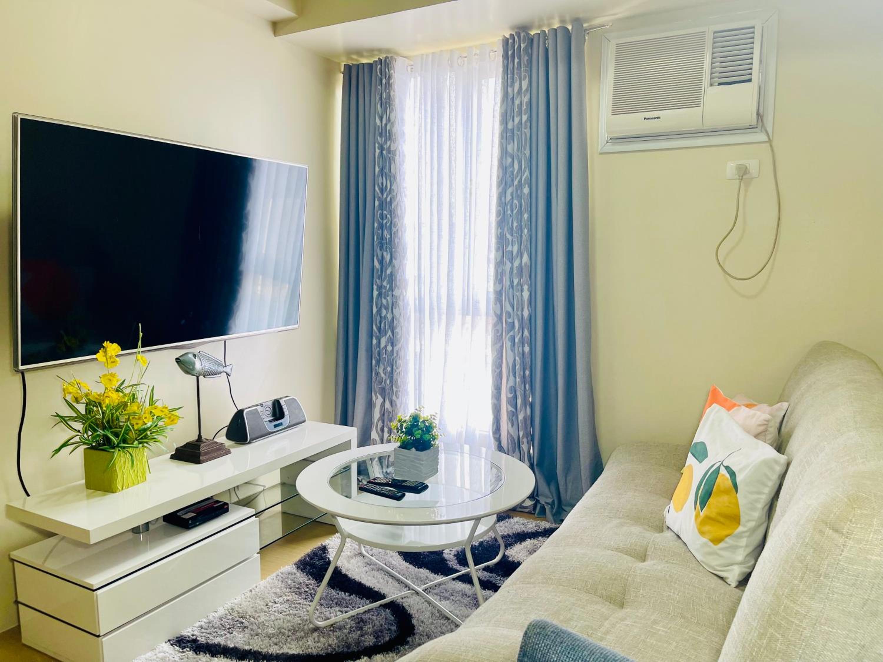 Cozy 1-Bedroom at Centrio Towers beside Ayala Mall