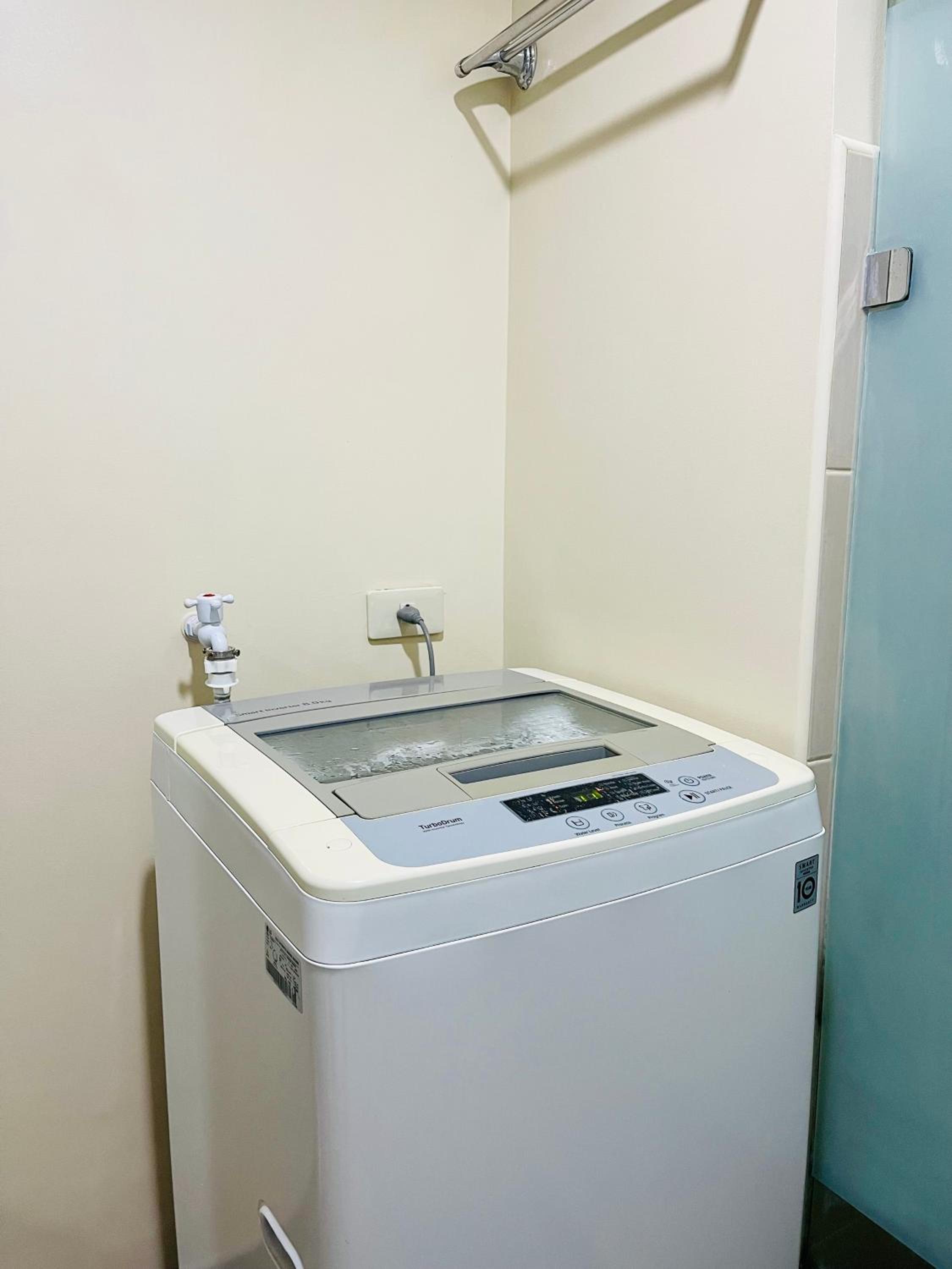 Cozy 1-Bedroom at Centrio Towers beside Ayala Mall