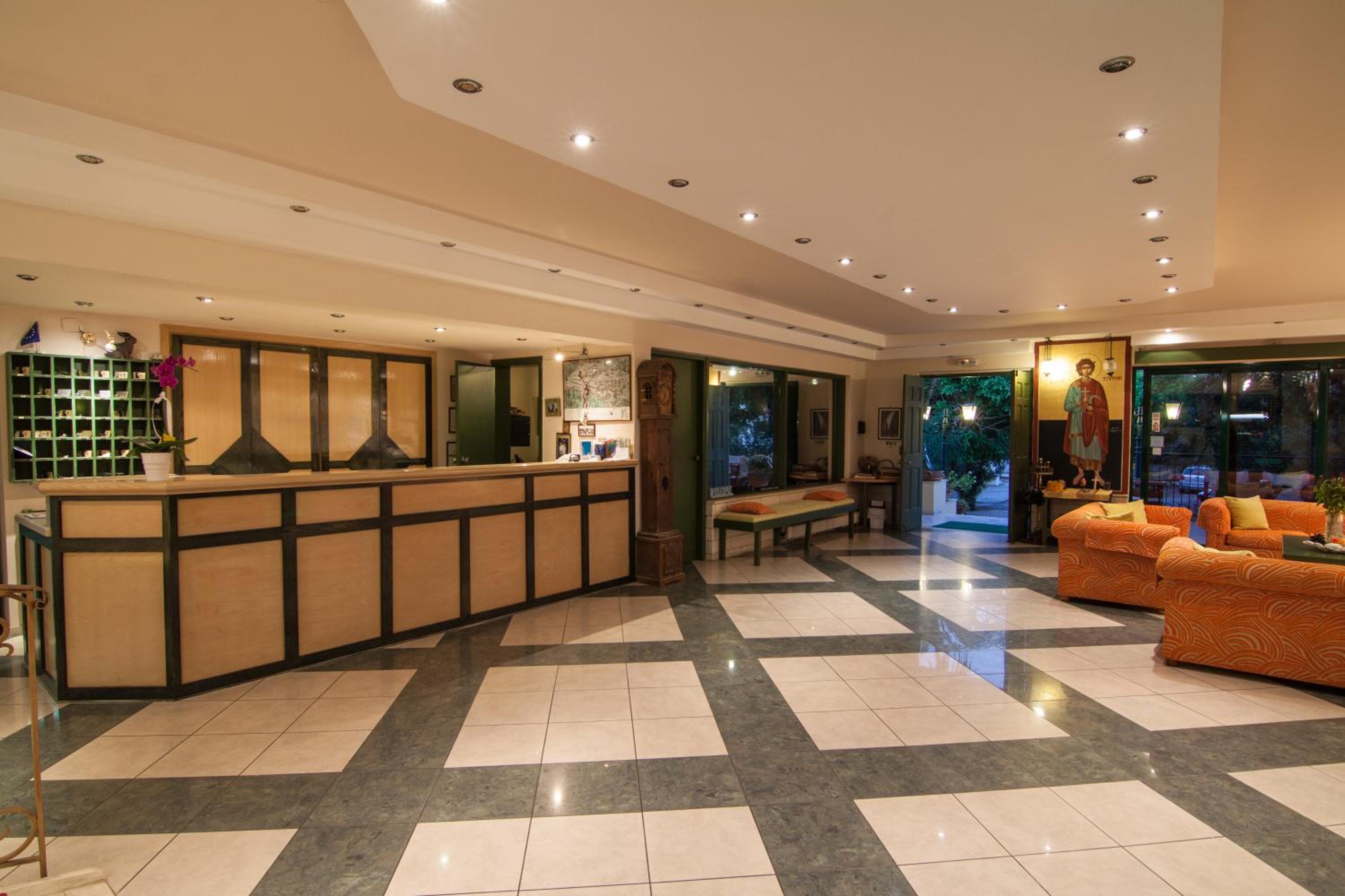 Trefon Hotel Apartments and Family Suites — photo 40