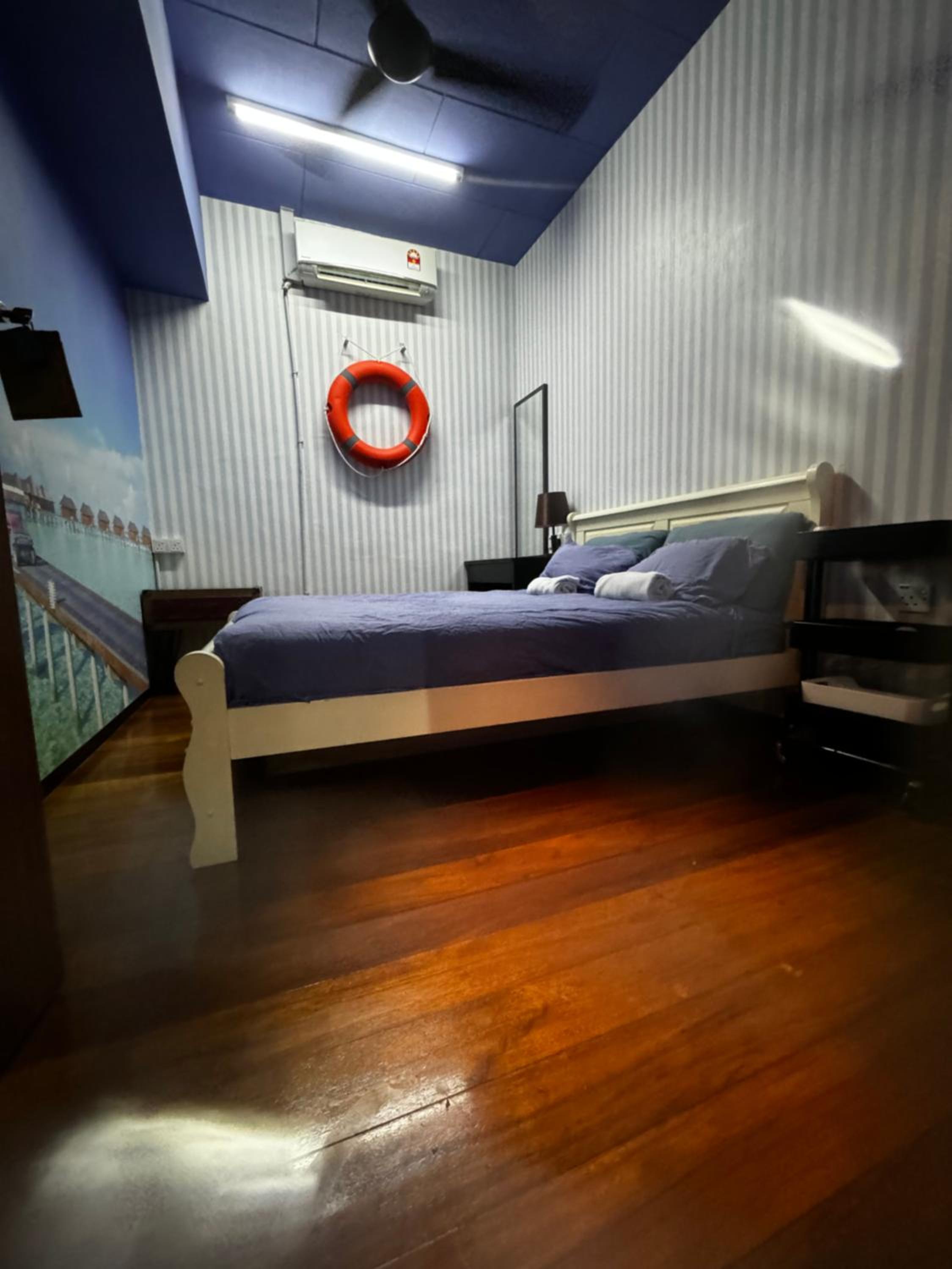 Room in Bayanlepas photo 6