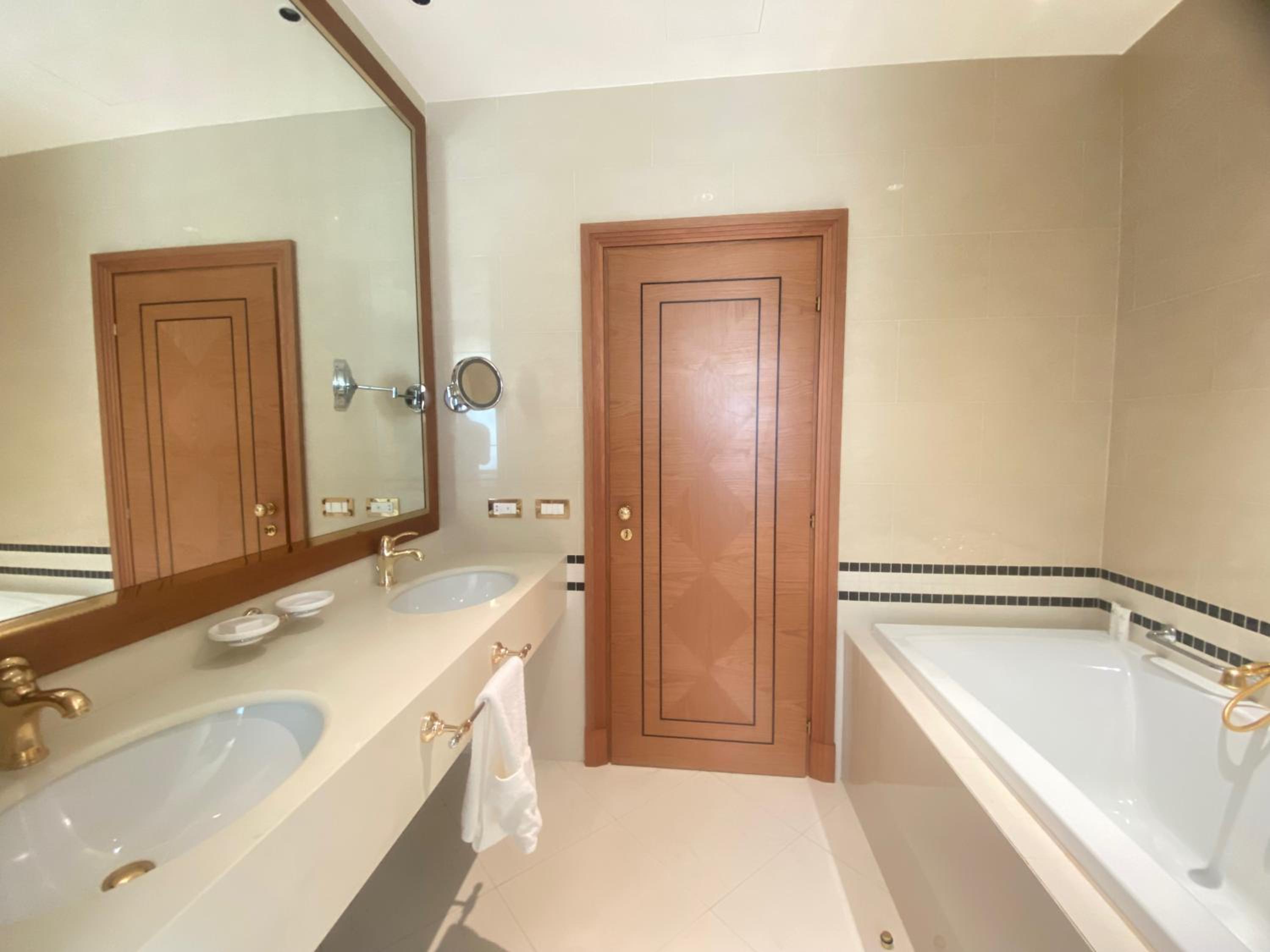Grand Hotel Djibloho