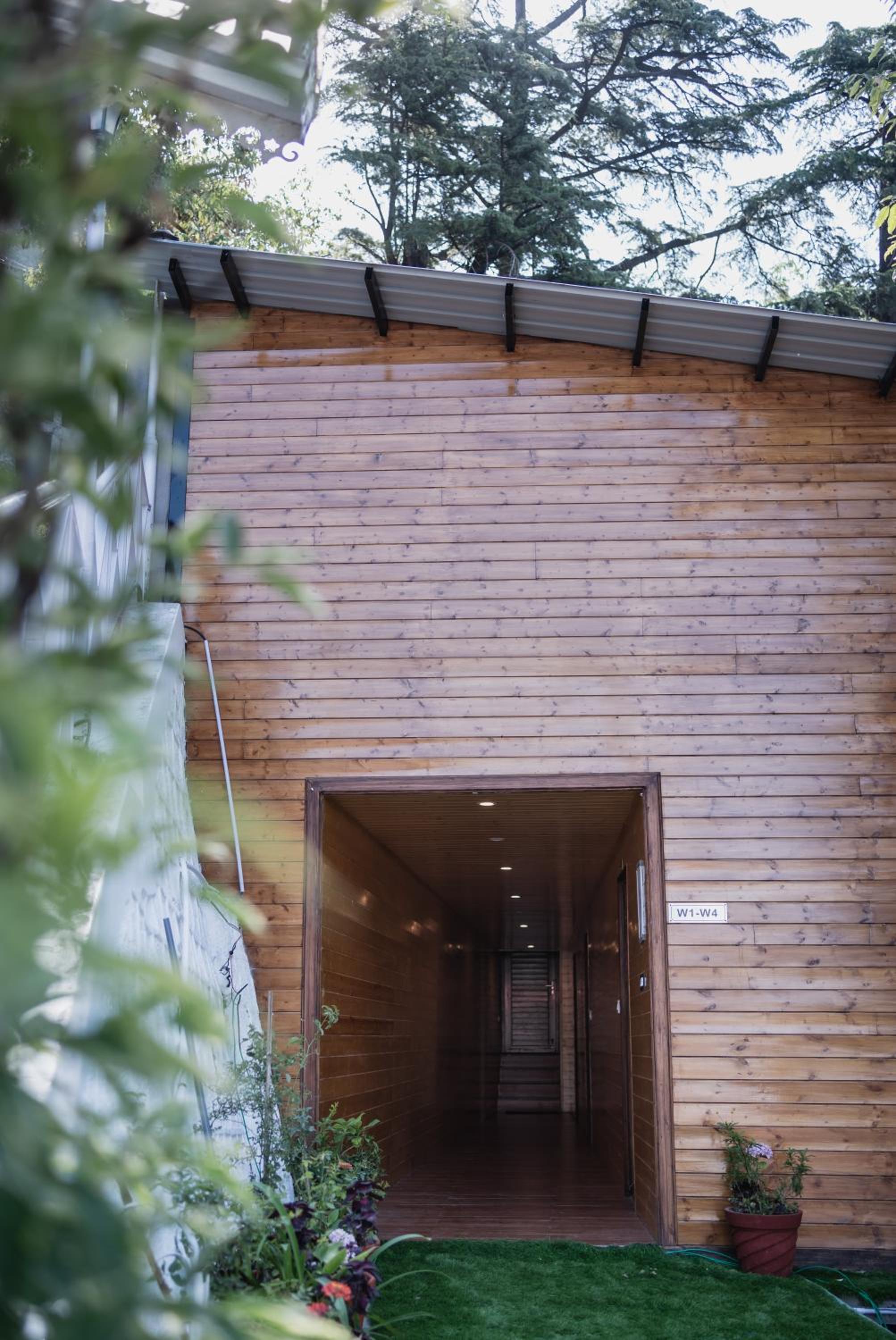 Sansa by the woods- Manor & Spa view 2