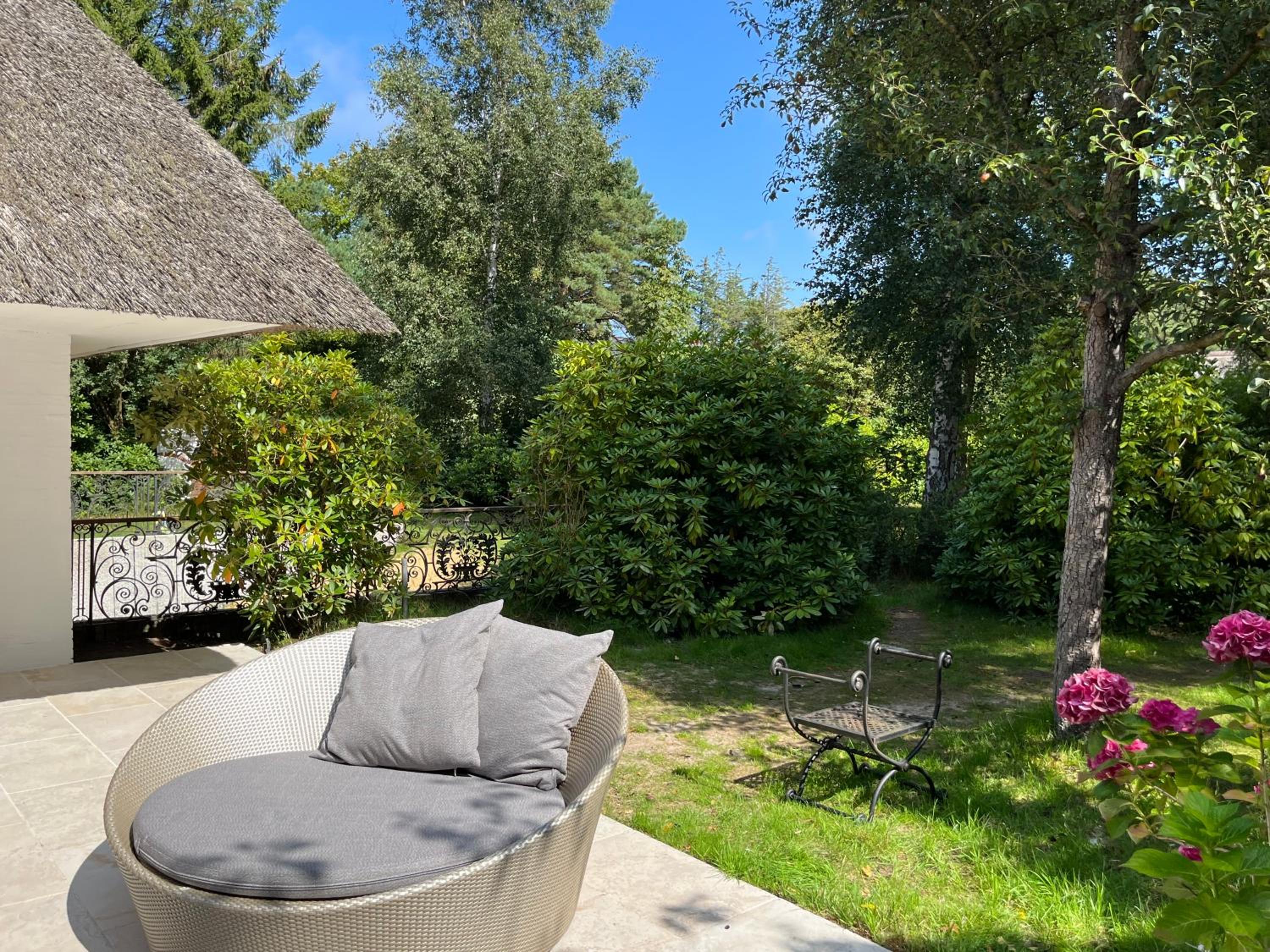 VILLA HANSJÖRG FELMY
