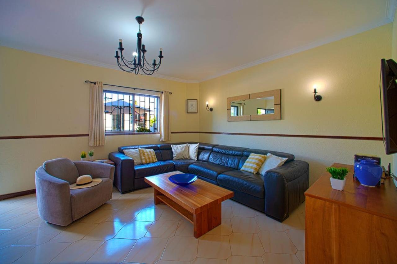 2 Bed Ground Floor Apartment In Vilamoura view 3