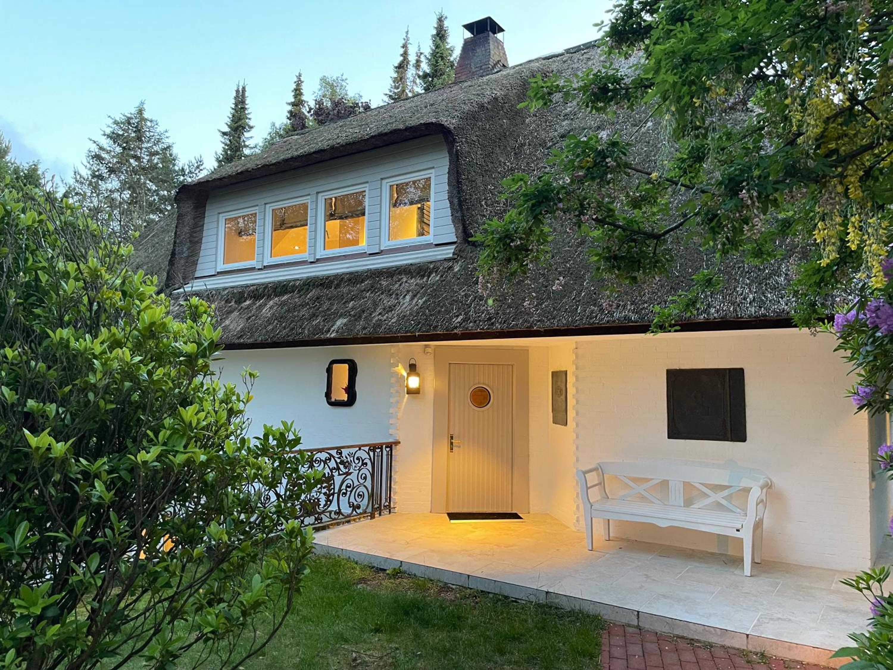 VILLA HANSJÖRG FELMY