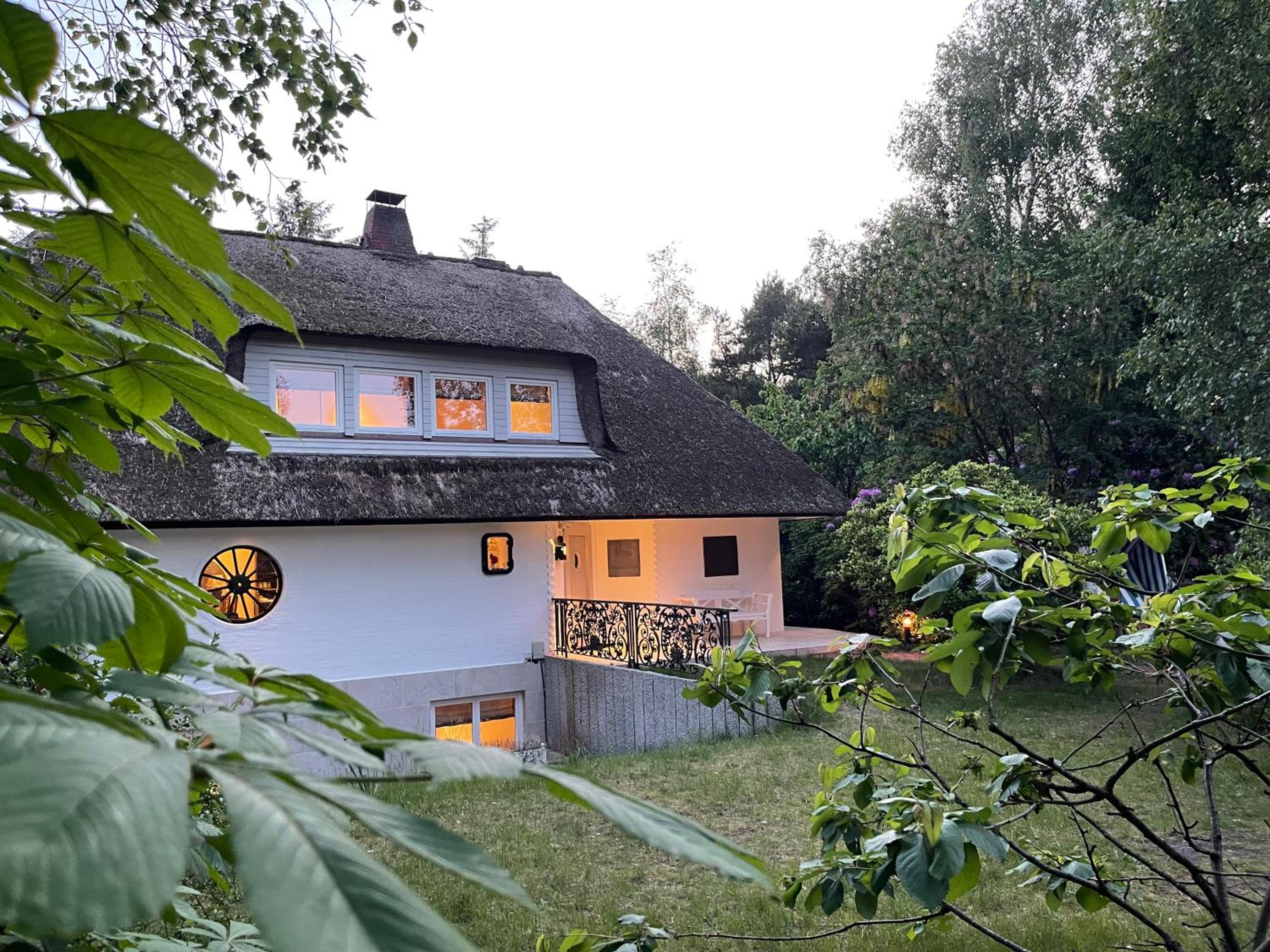 VILLA HANSJÖRG FELMY