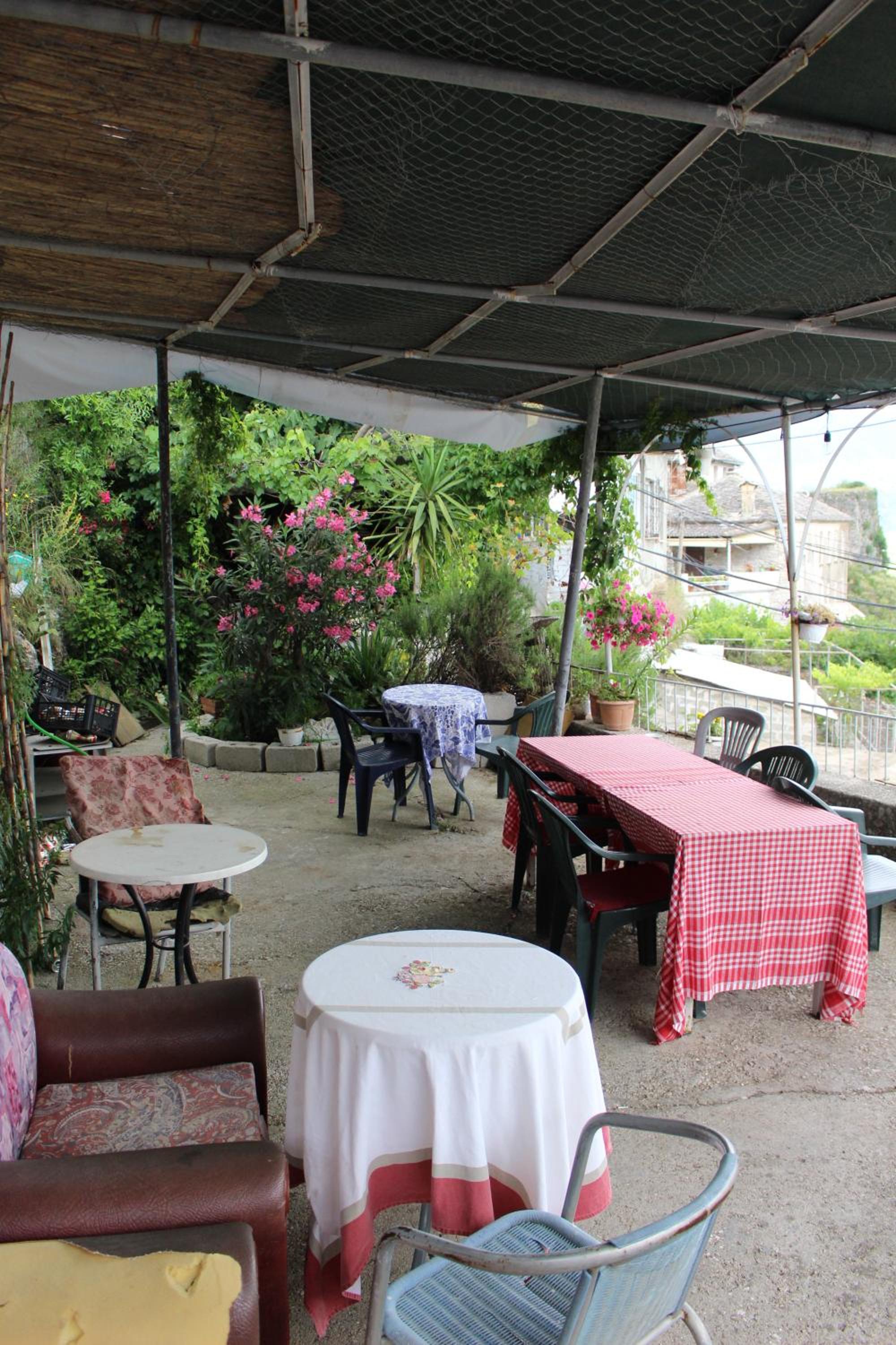 Vila Karagjozi