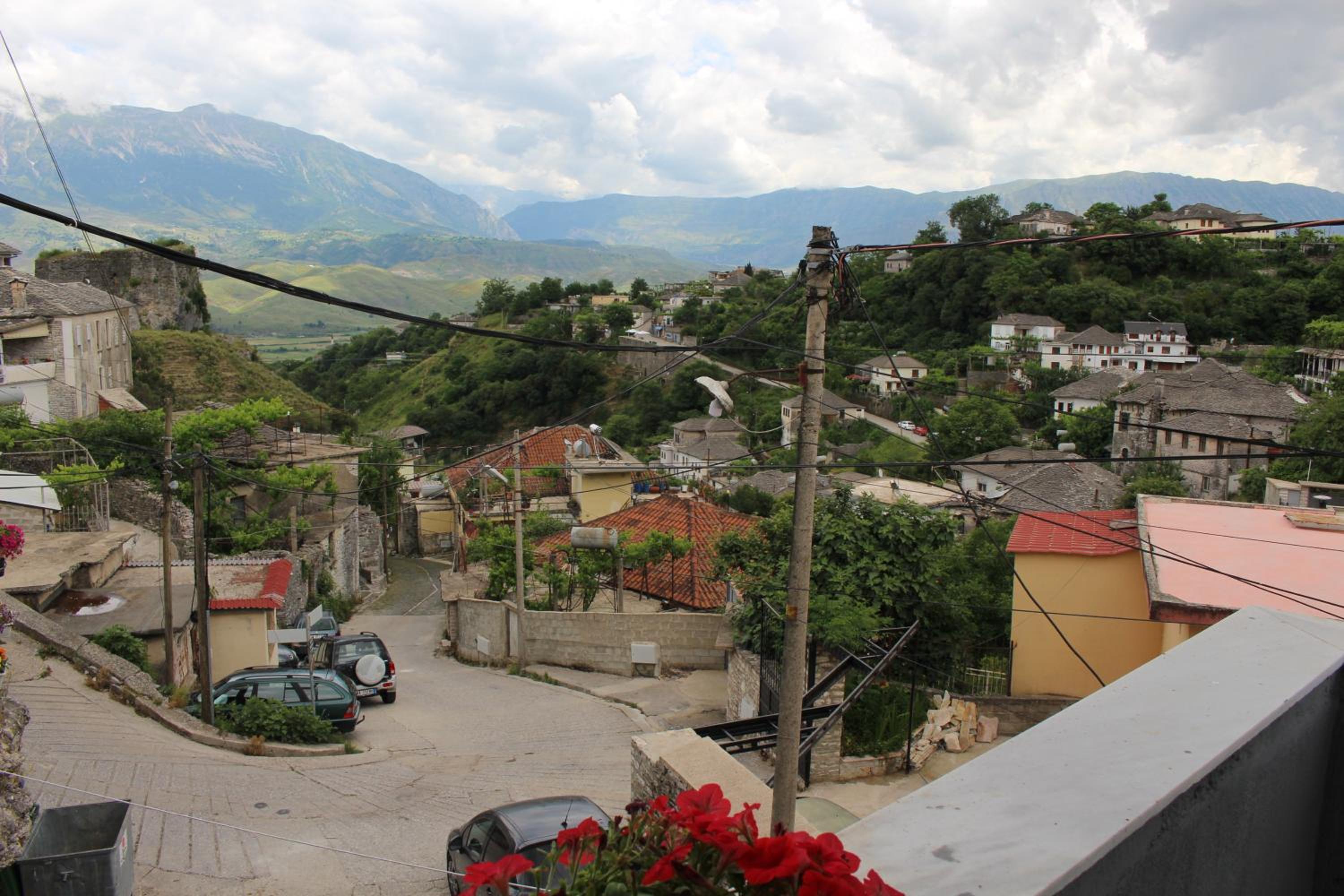Vila Karagjozi