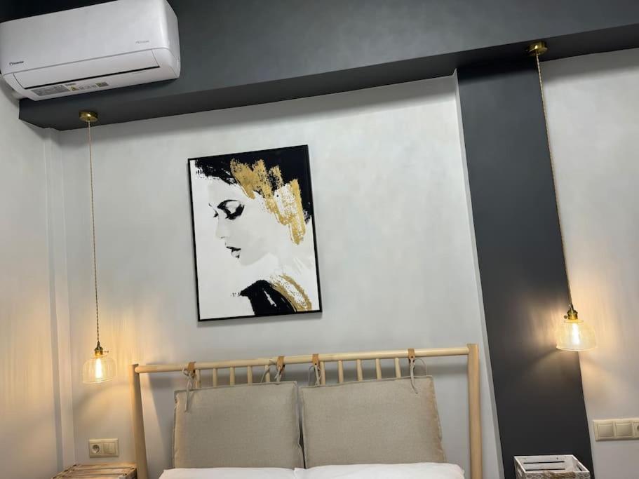 Elegant studio next to Acropolis 2