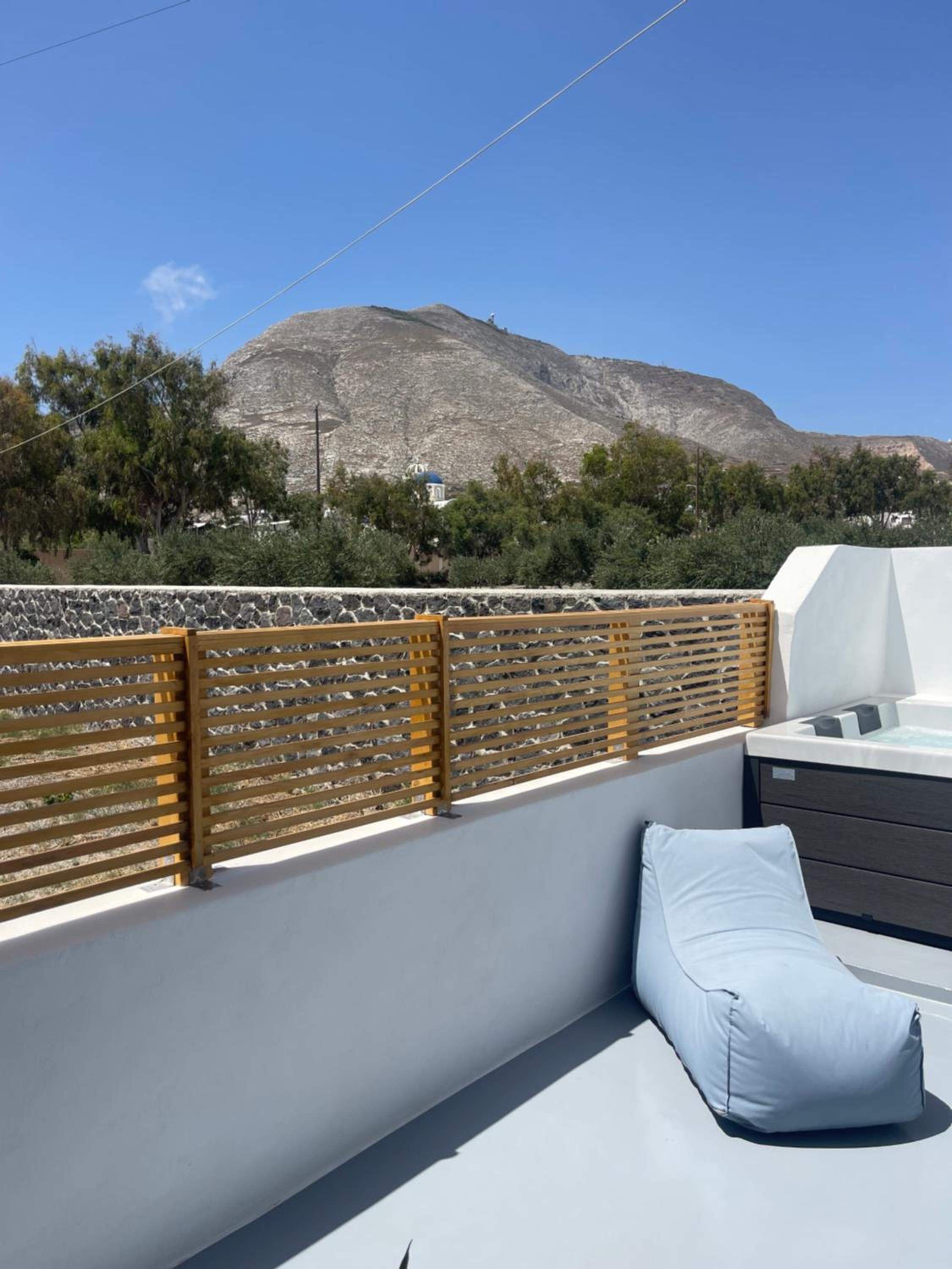 Oliva Suites Santorini photo 4