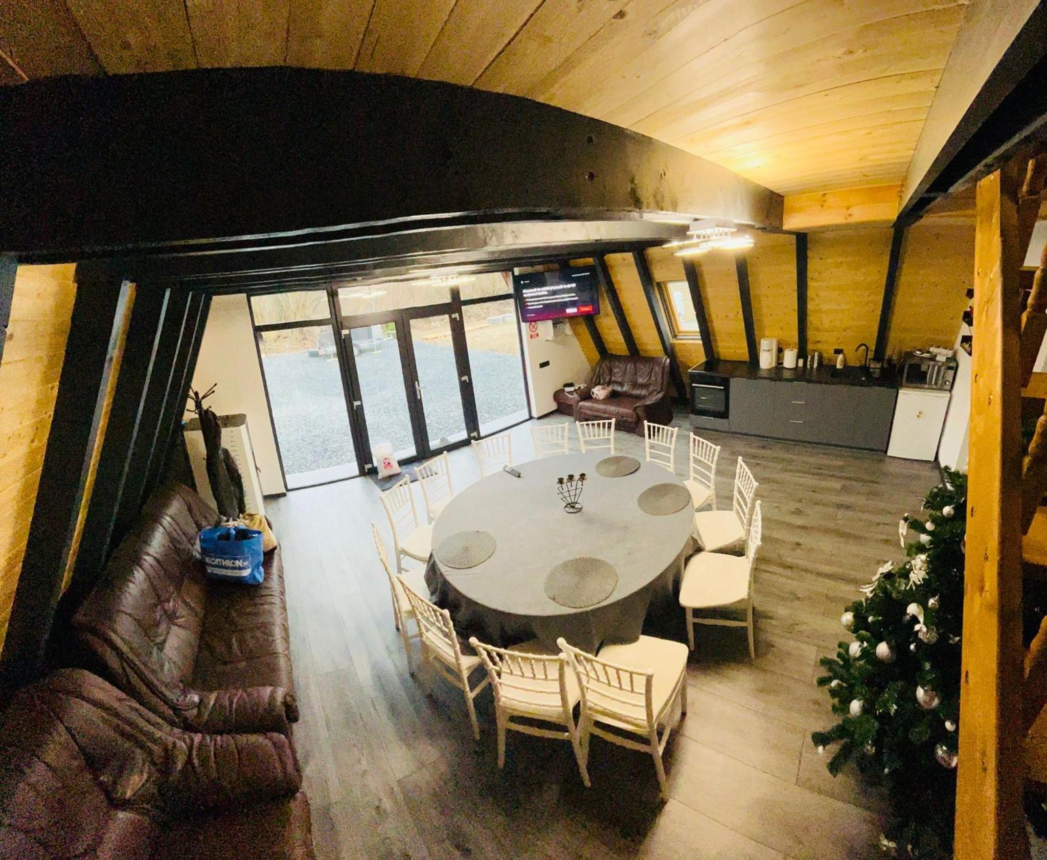 Cabana A-Frame Ariana view 4