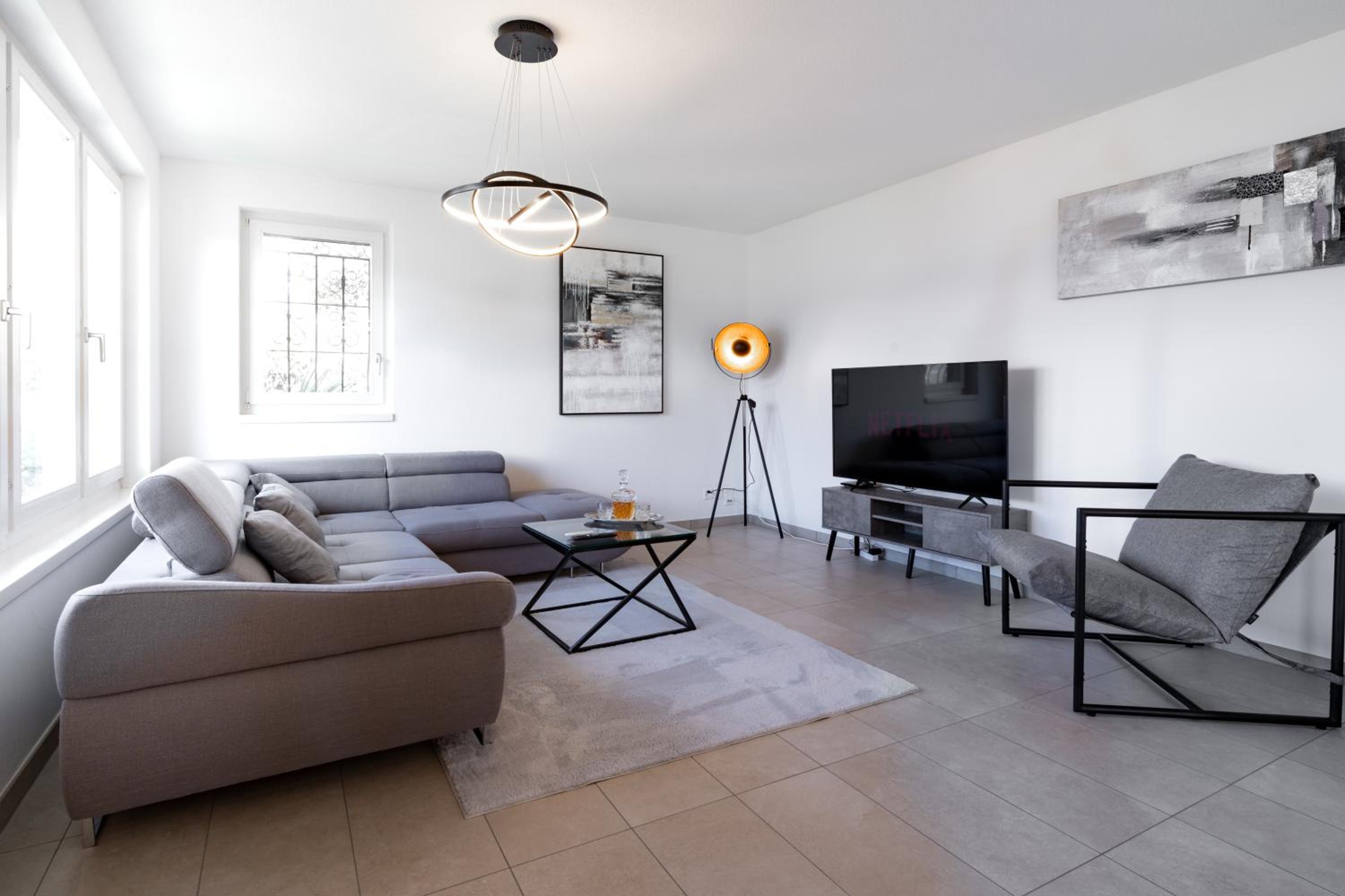 Schöne Wohnung an Toplage mit gratis Parkplatz!