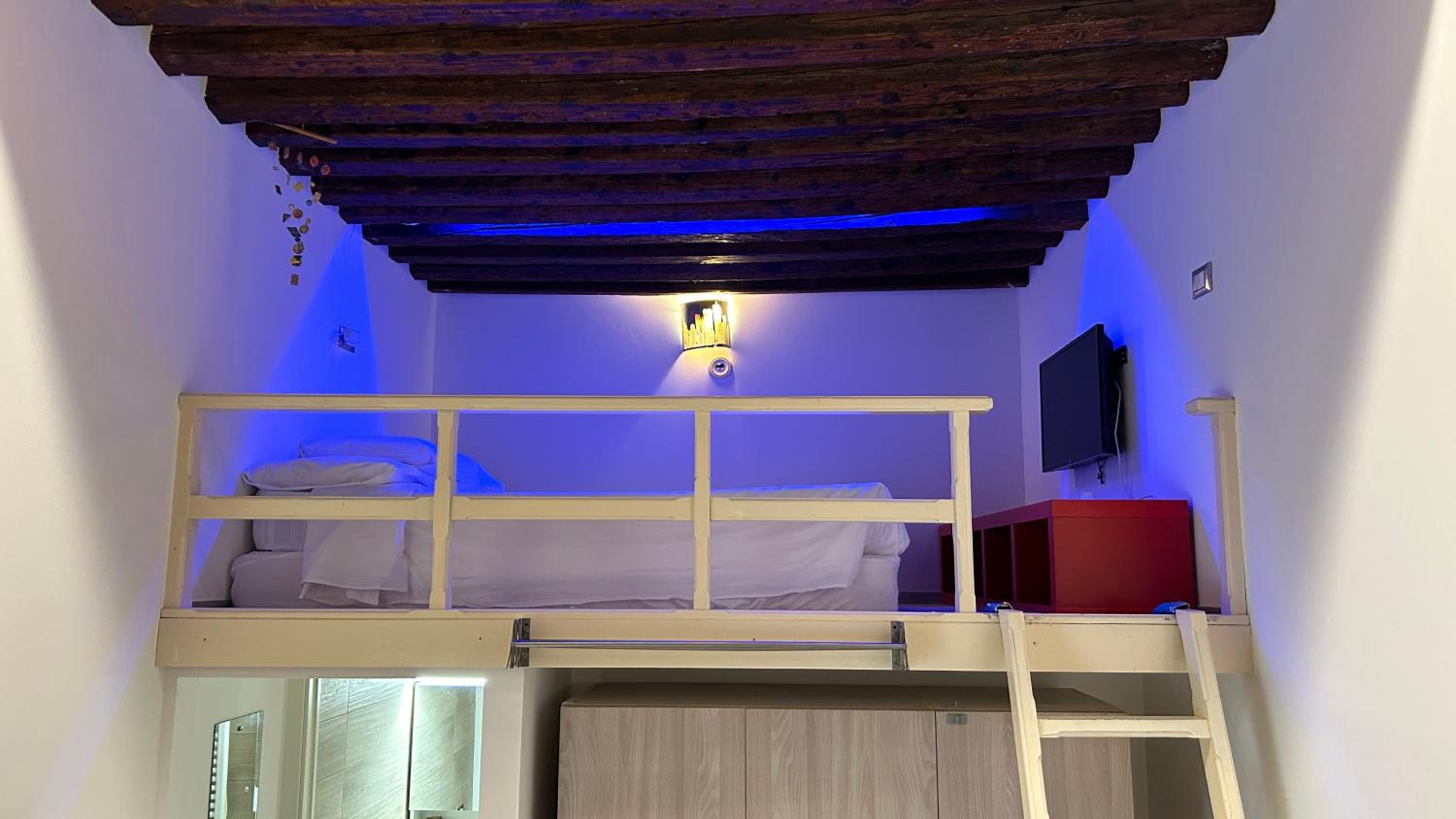 Ca Giardini Apartments in Biennale by Bricola Apartments