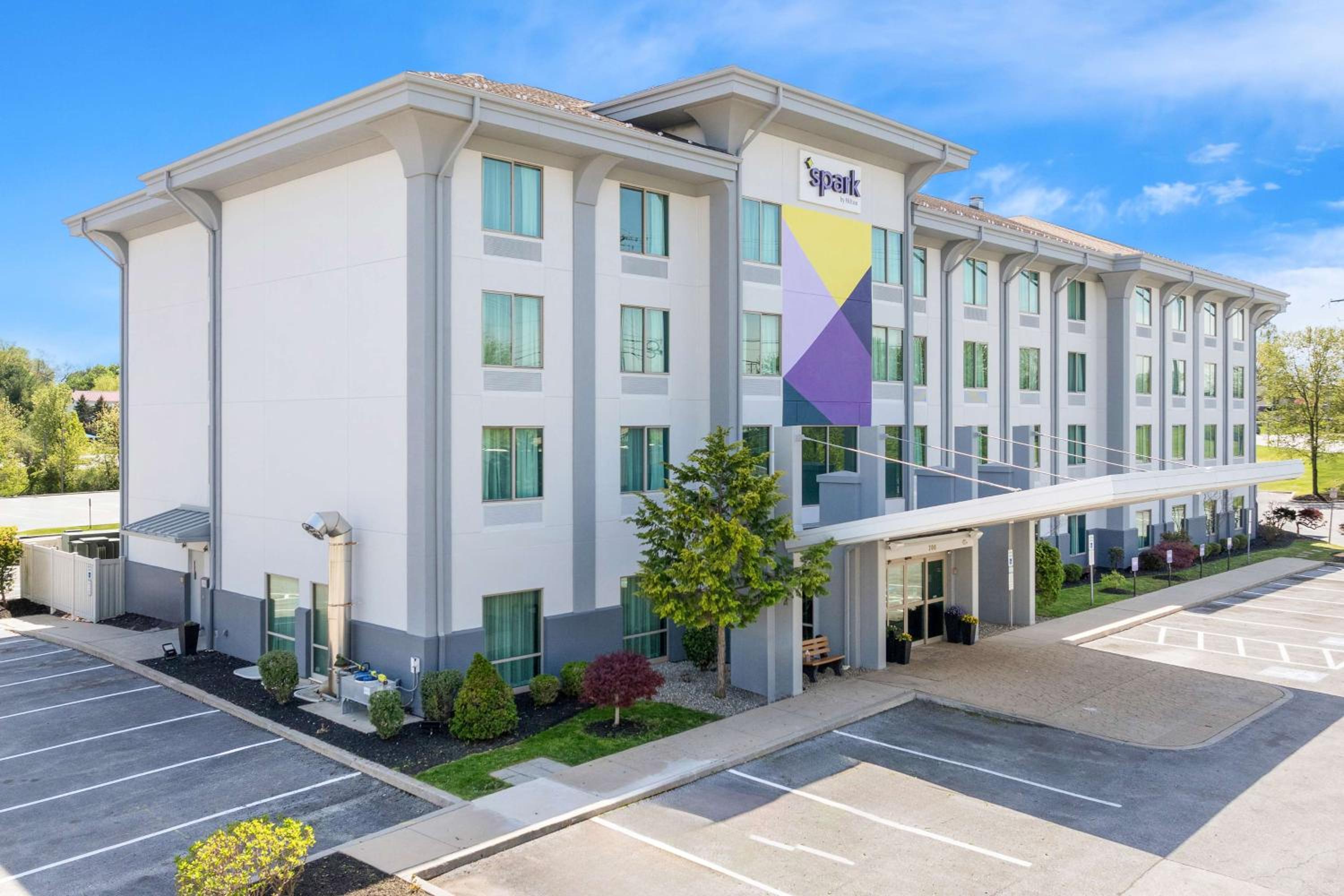 Philadelphia Vacations - Spark By Hilton Exton - Property Image 1