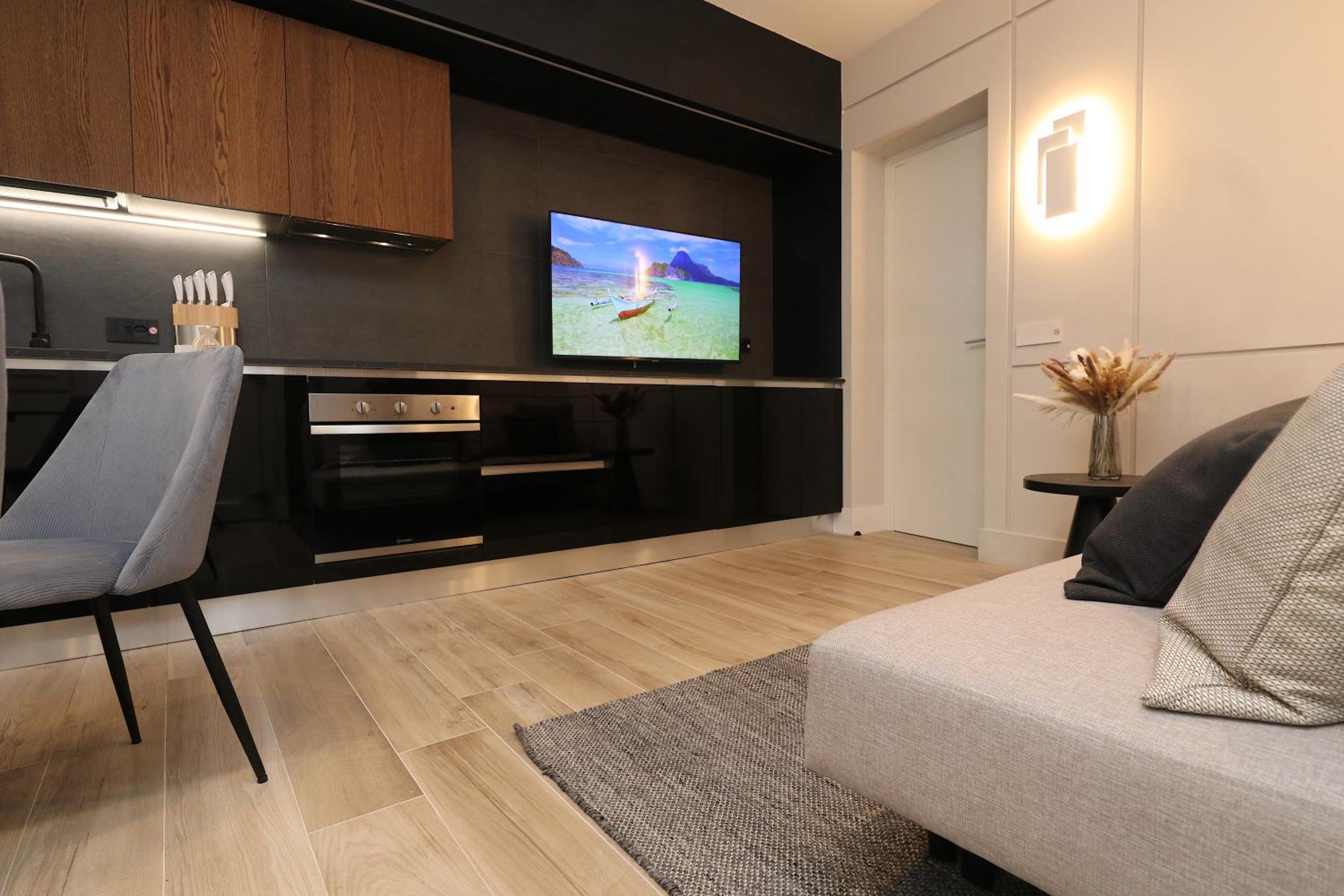 Charming & Luxurious Suite Garibaldi BIG - Fully equipped & renovated - Old Town photo 3