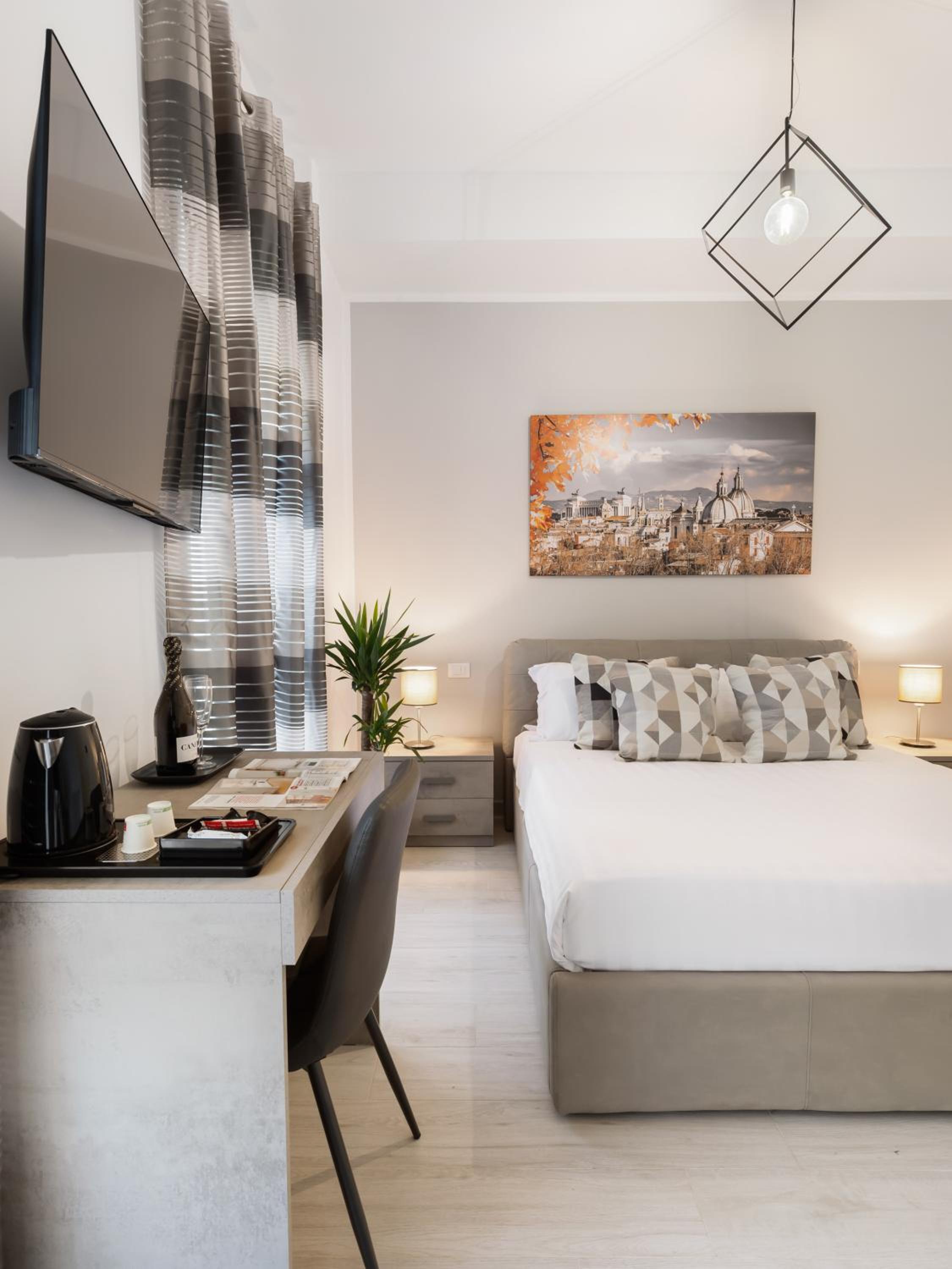 Clodio Welcome - 5 camere arredate con bagno interno - zona comune - condizionatori -