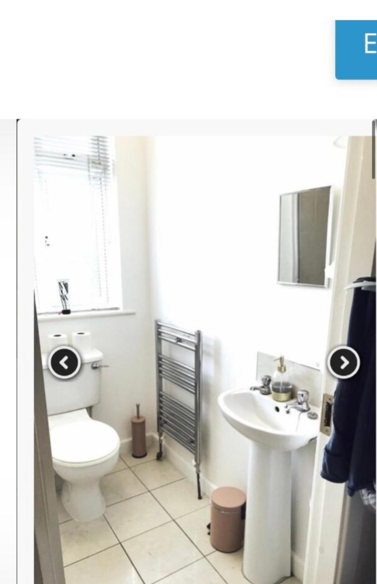 Large room in excellent location double or two singles
