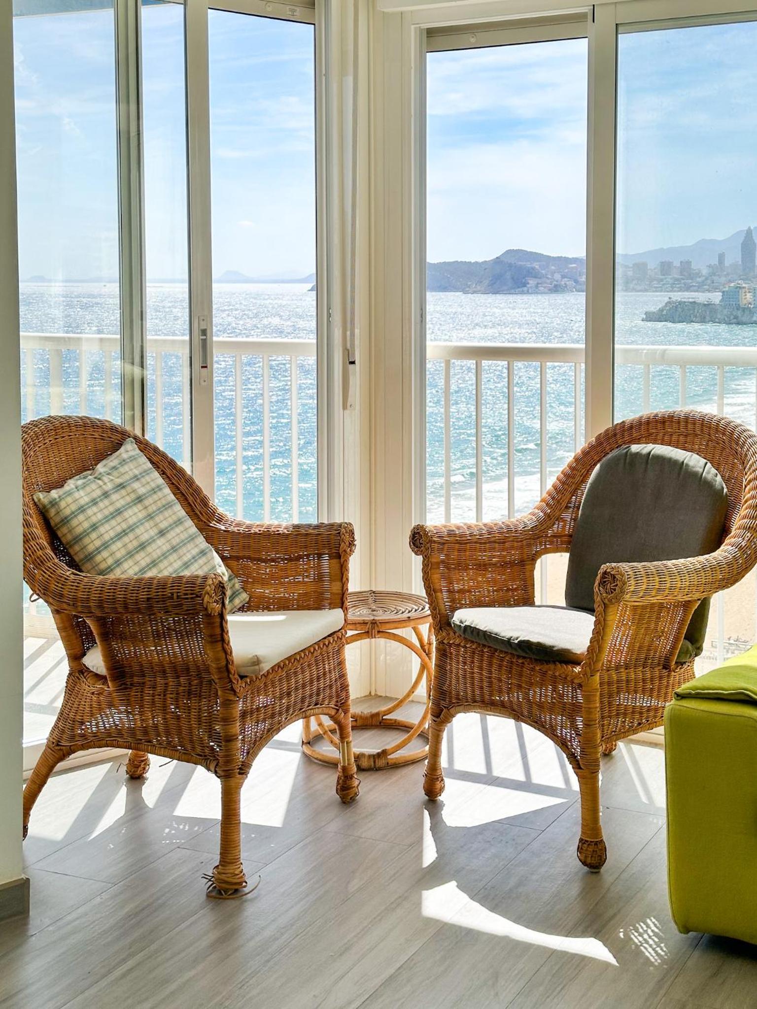 Stunning Sea View Beachfront 3BR Yago Tower