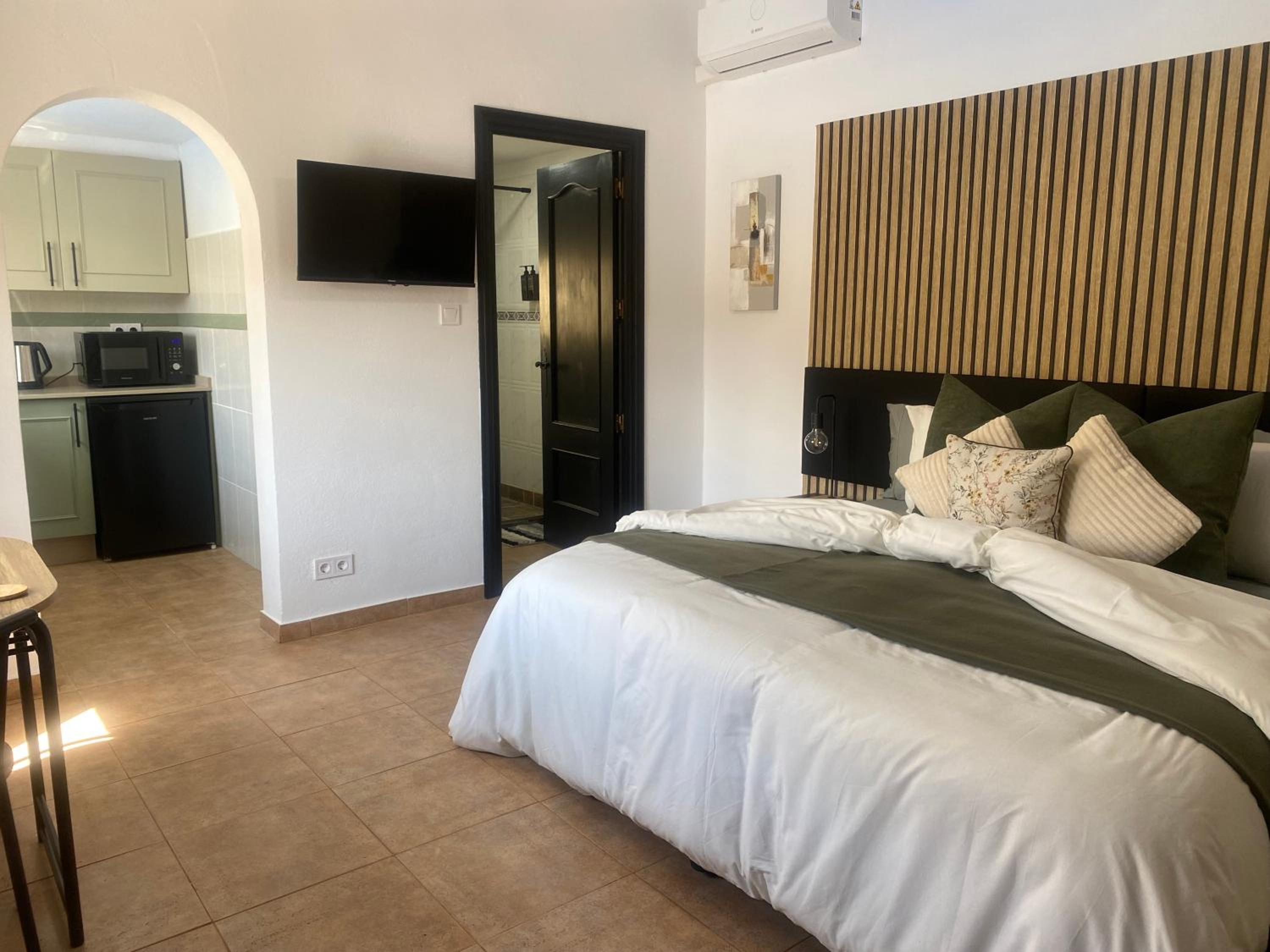 The Courtyard Studio Apartments
