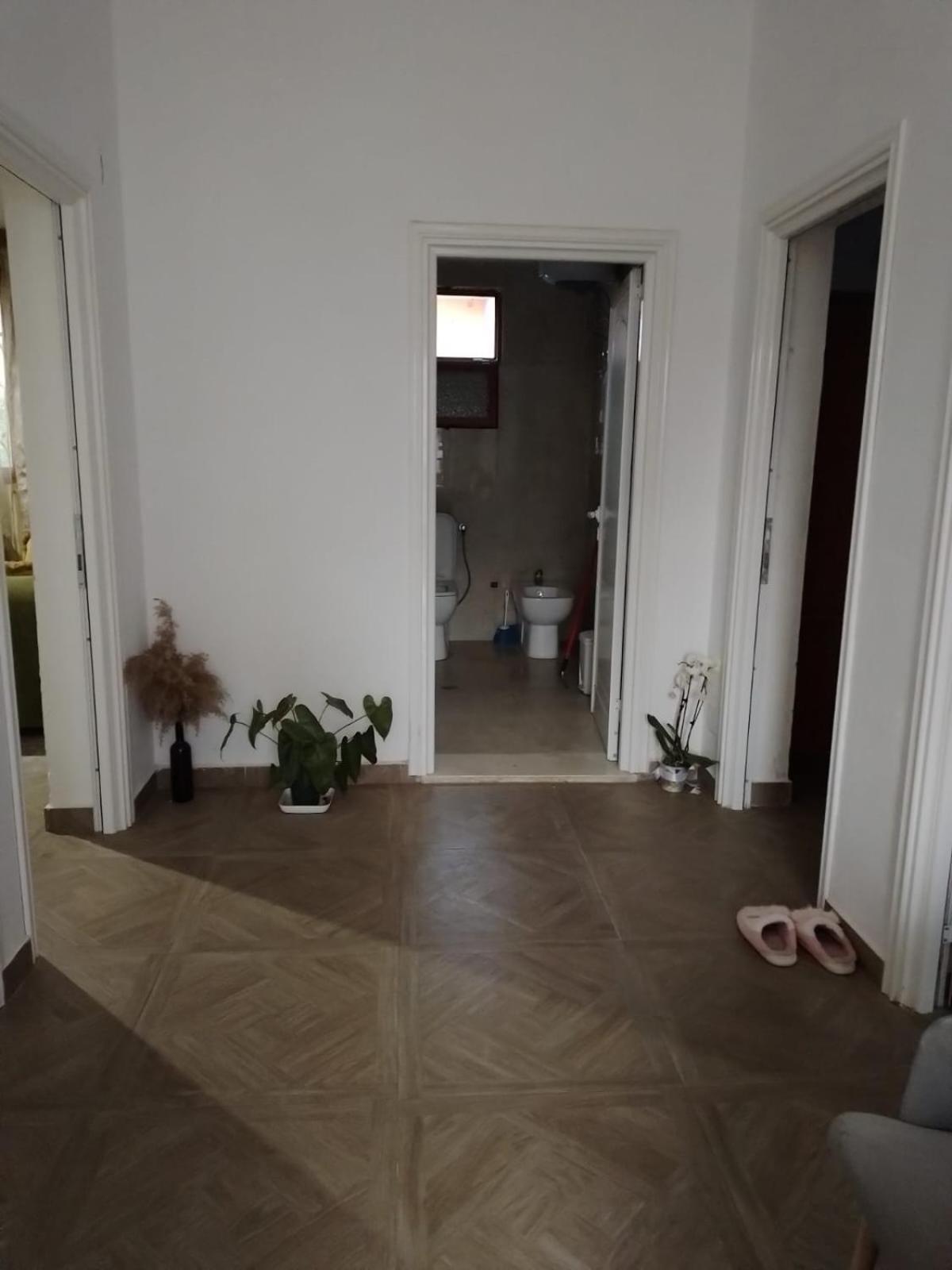 Xhuljan apartament