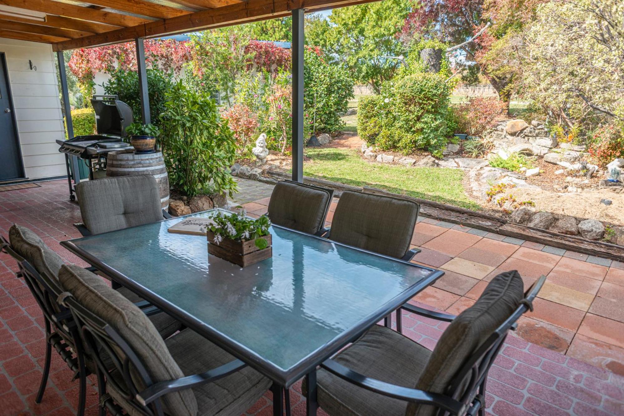 Marnita Farmhouse at Golden Grove Estate Winery