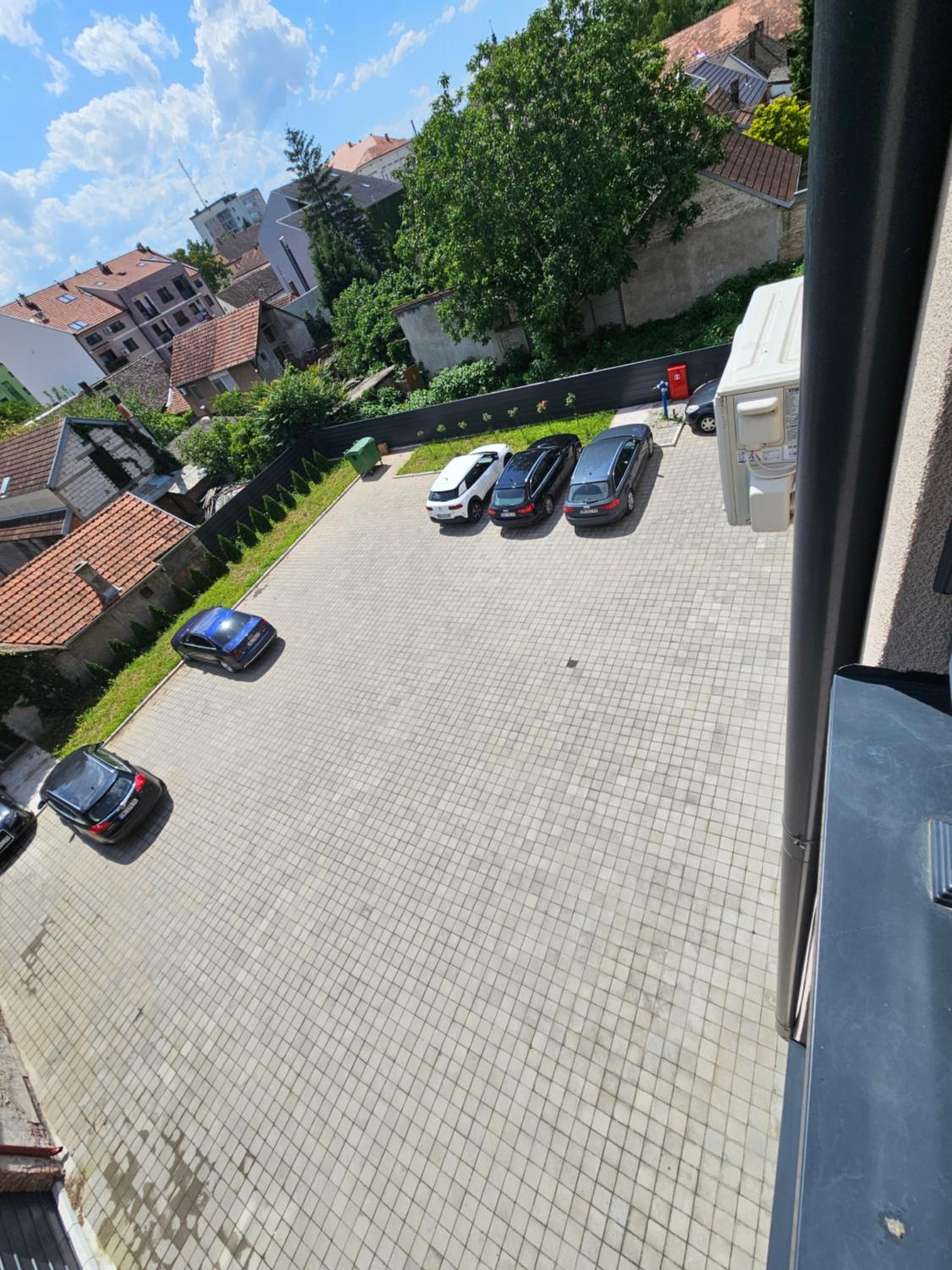 Photo 41