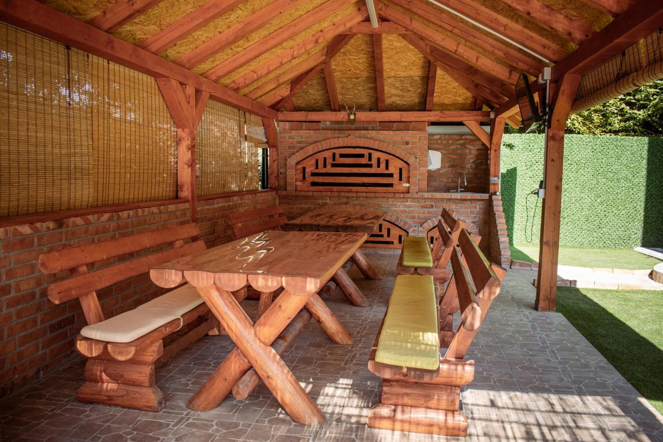 Villa Akish