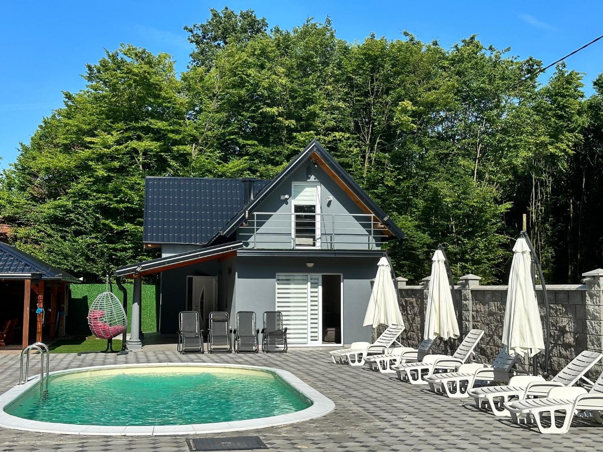 Villa Akish