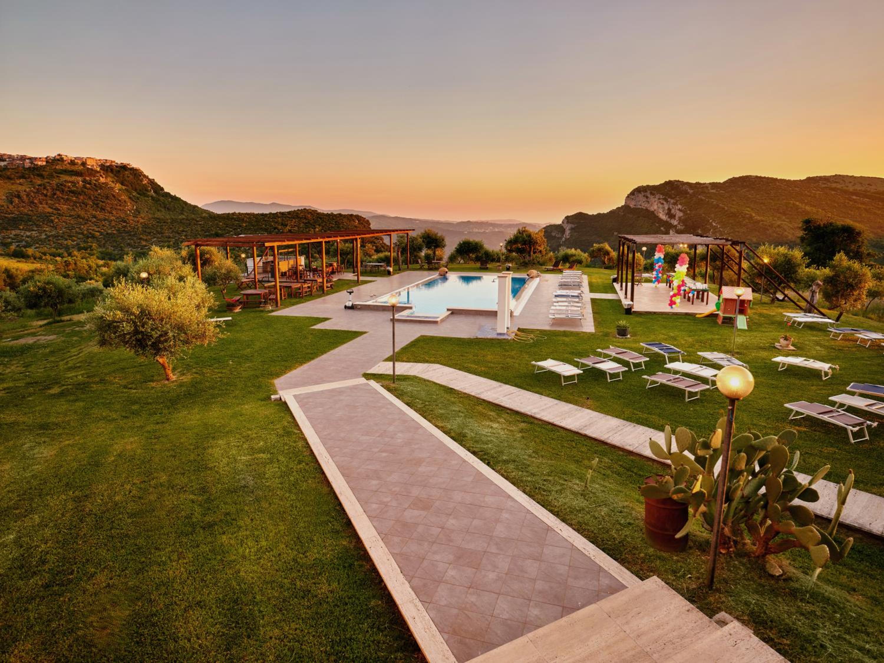L' Aia Resort