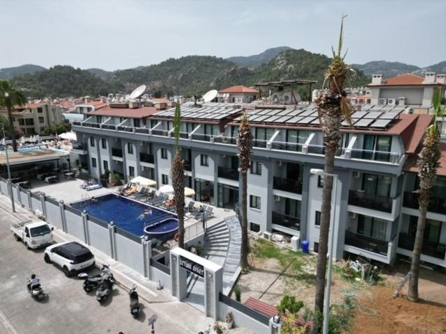 Hotel Ozturk Apart Hotel - Image 1