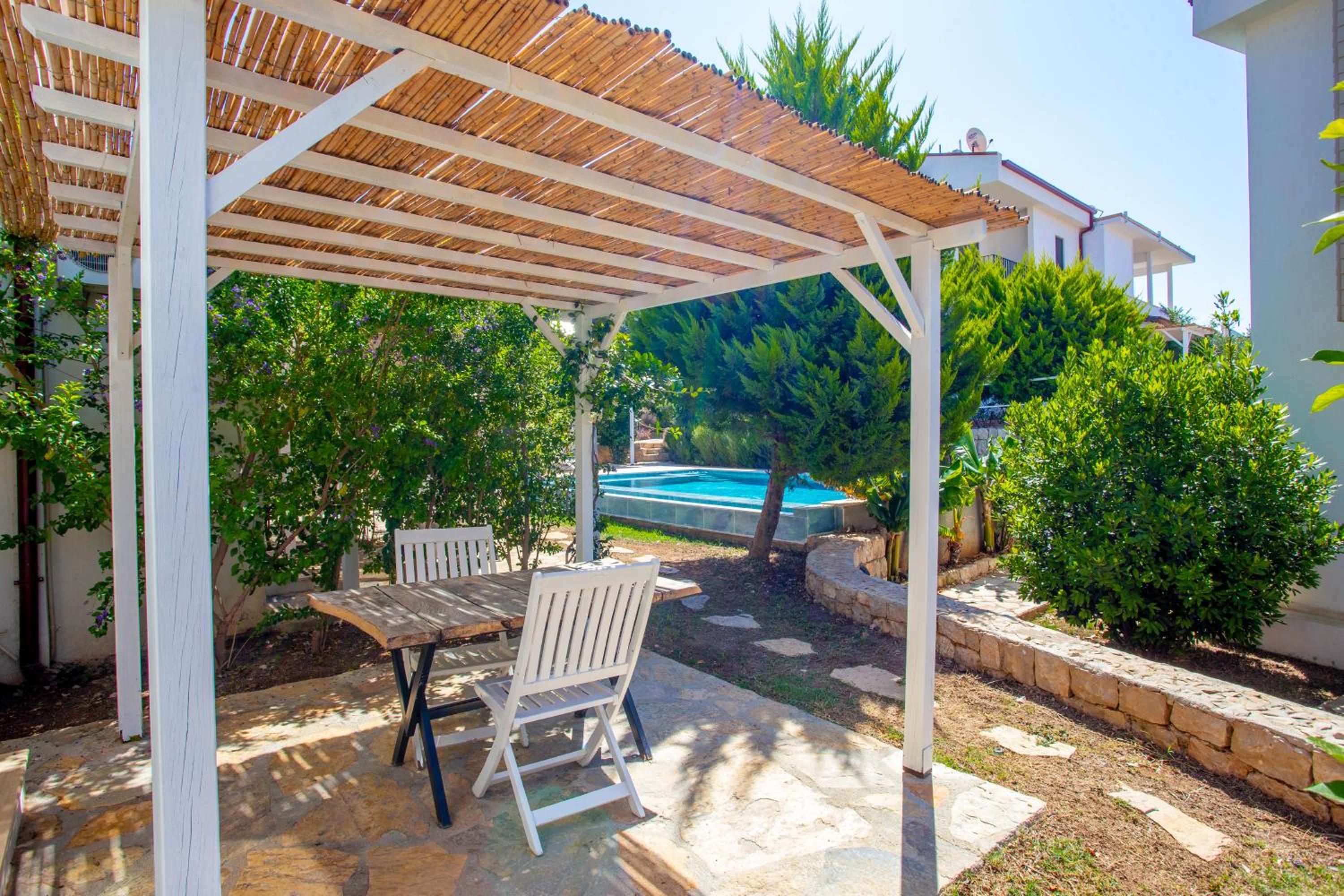 Sea Garden - Image 95