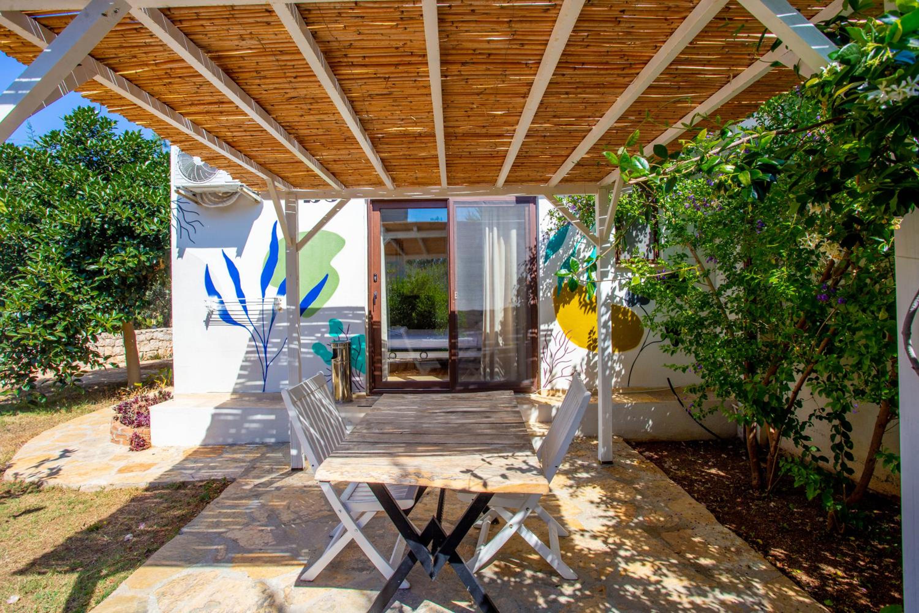 Sea Garden - Image 94