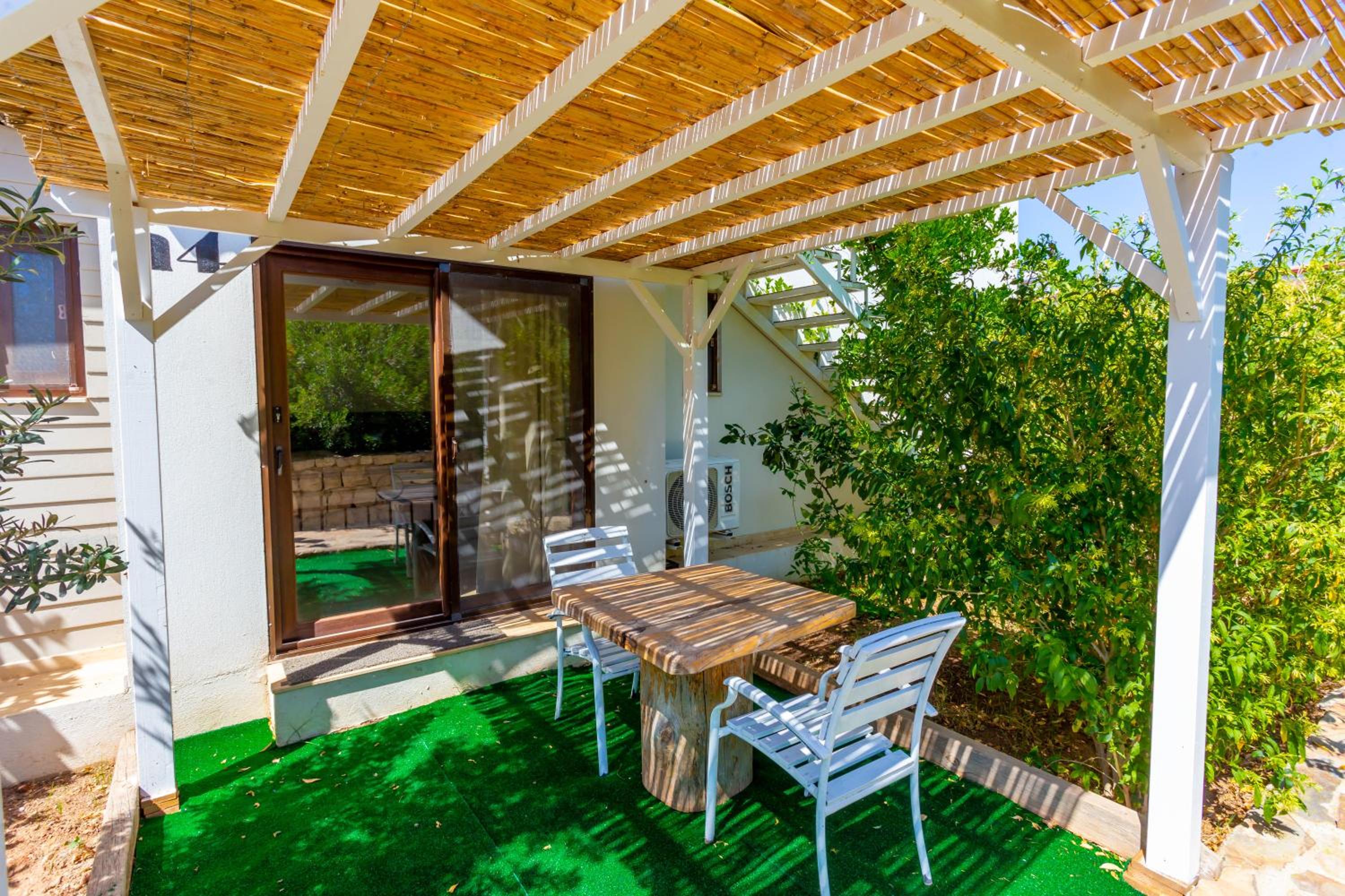 Sea Garden - Image 102