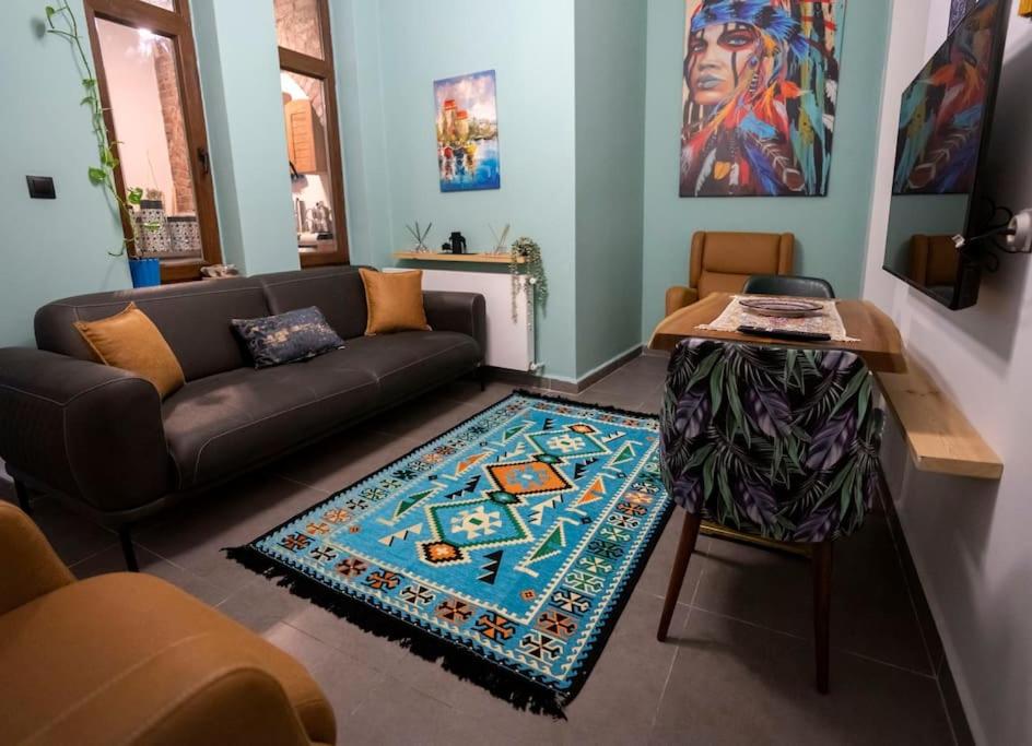 Big historical flat in Istanbul Galata