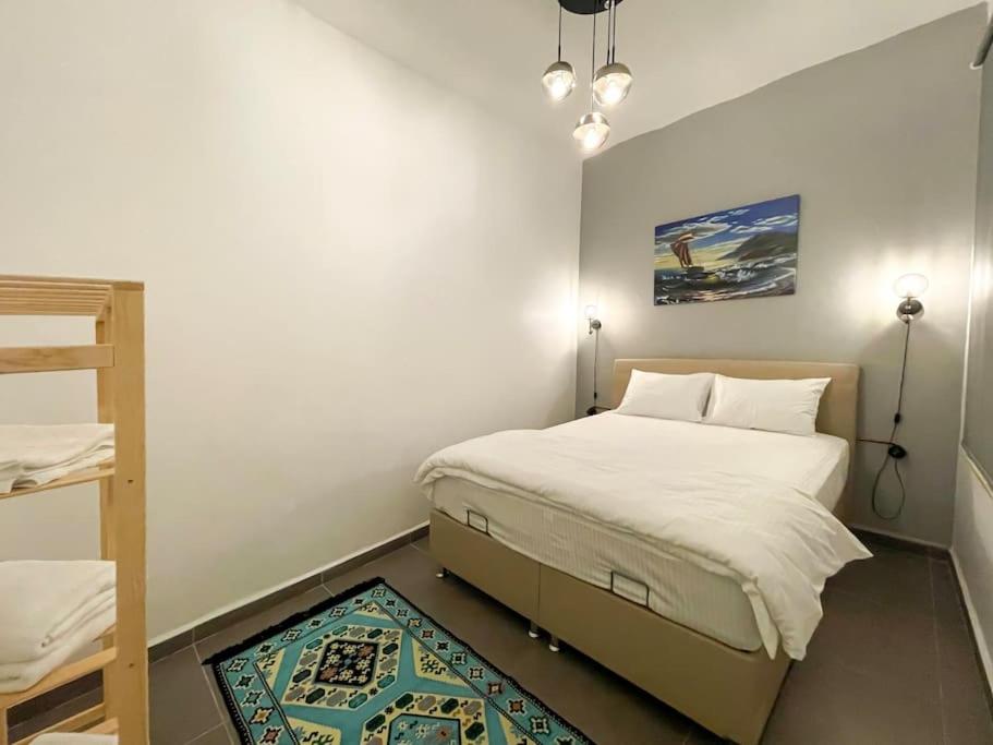 Big historical flat in Istanbul Galata