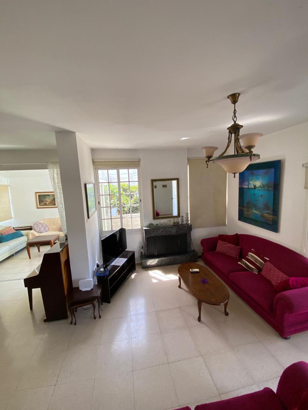 Three Bedroom with Fireplace and Piano