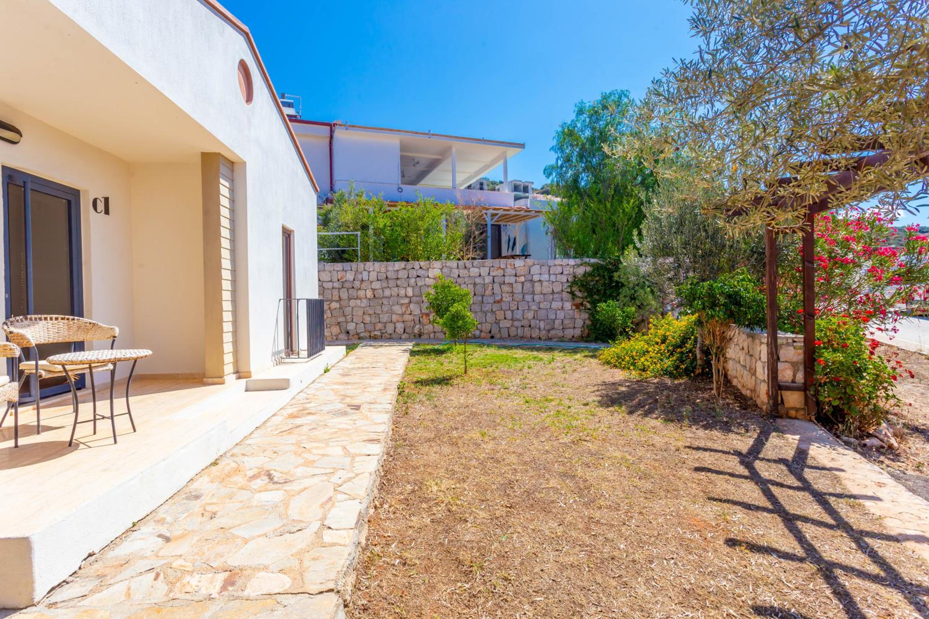 Sea Garden - Image 65