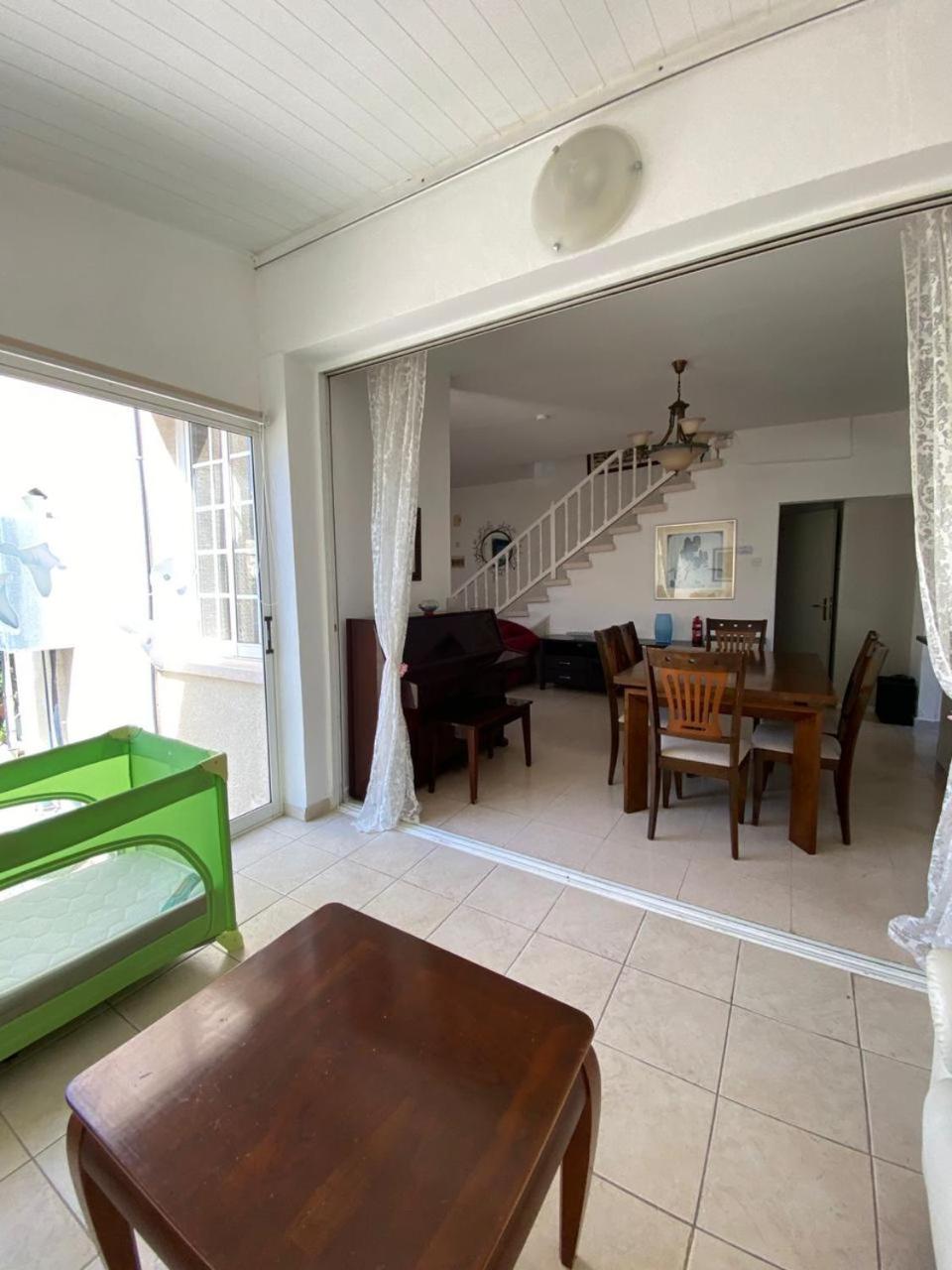 Three Bedroom with Fireplace and Piano
