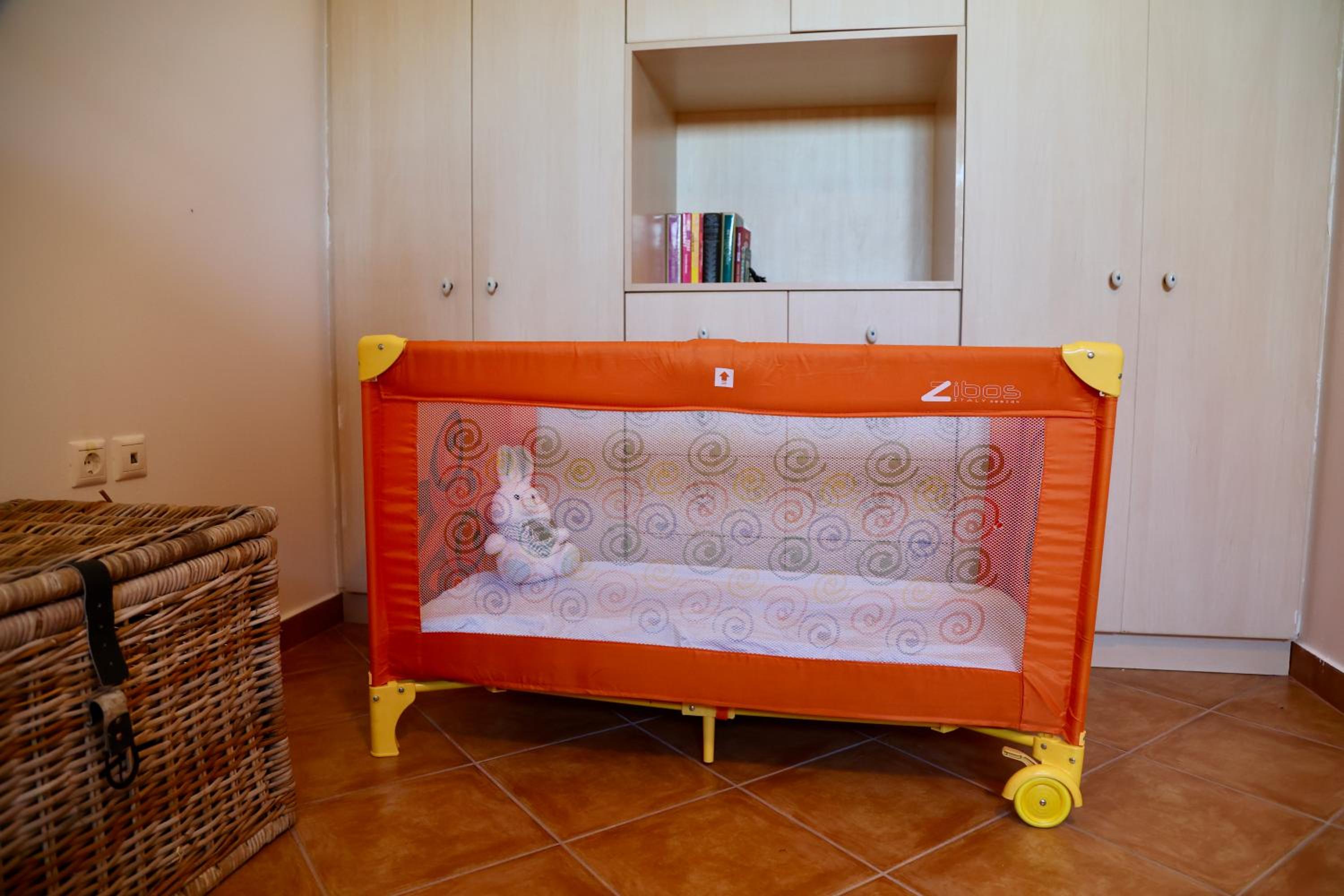 Paros Home