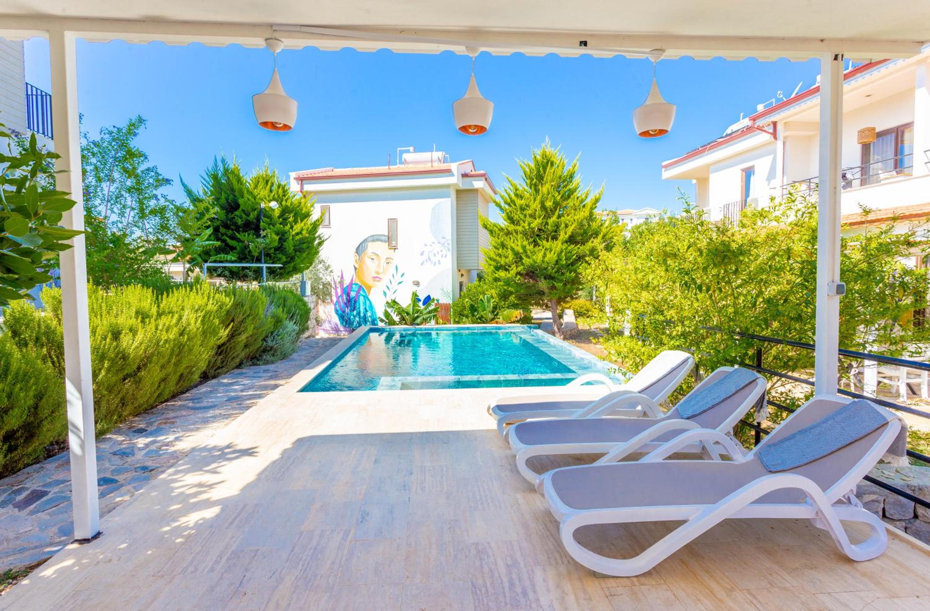 Sea Garden - Image 10