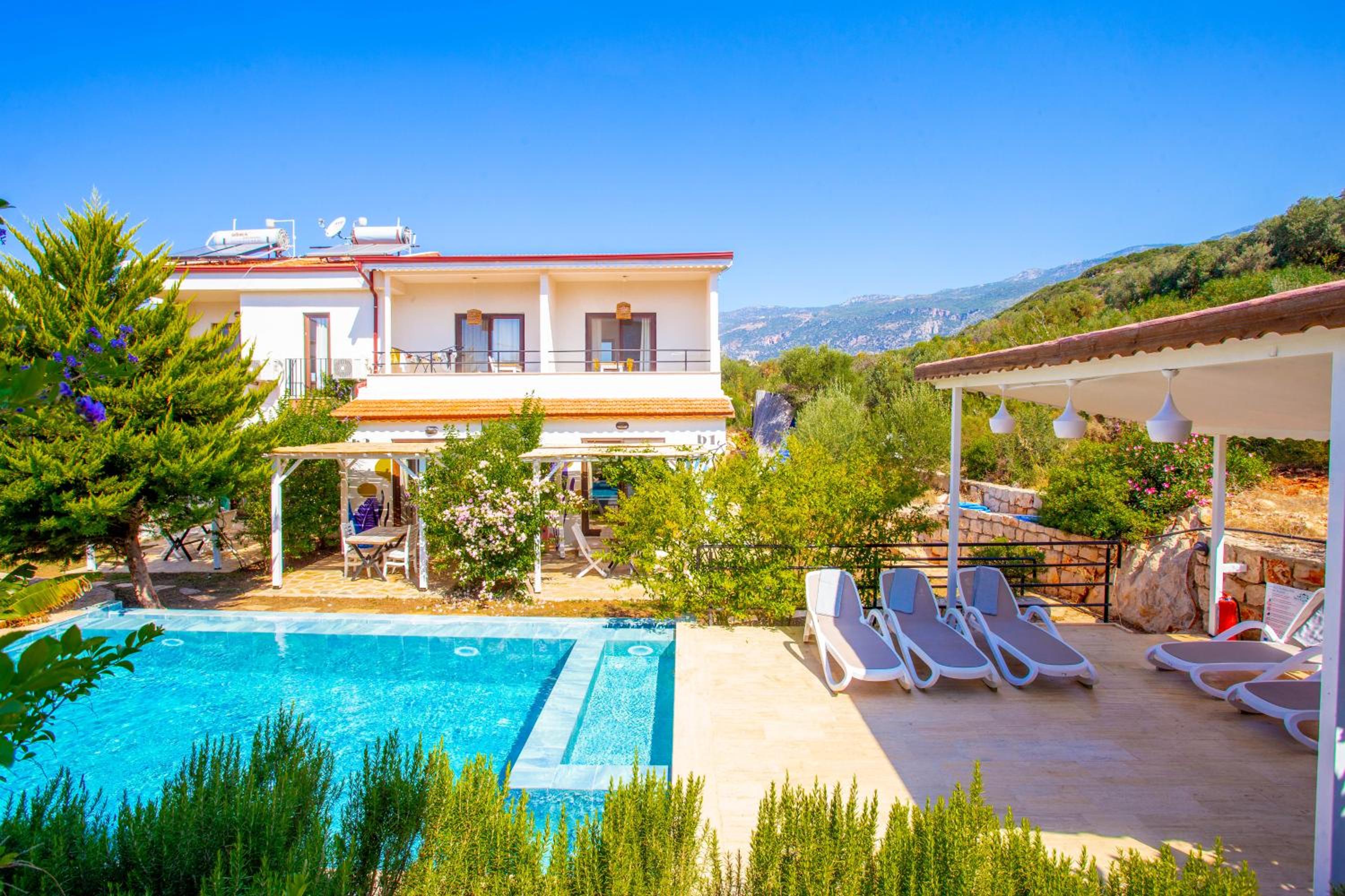 Sea Garden - Image 9