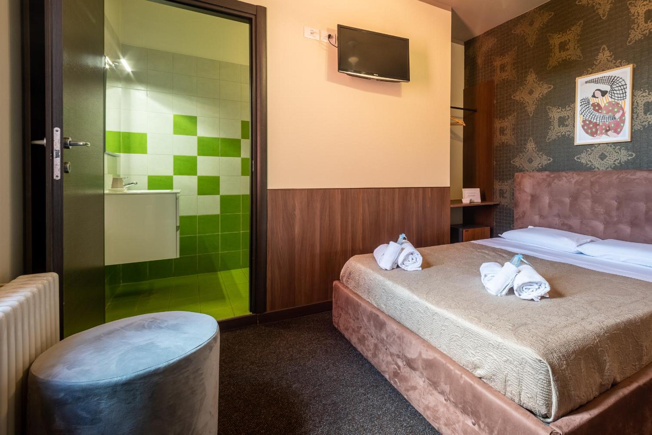 hotel room