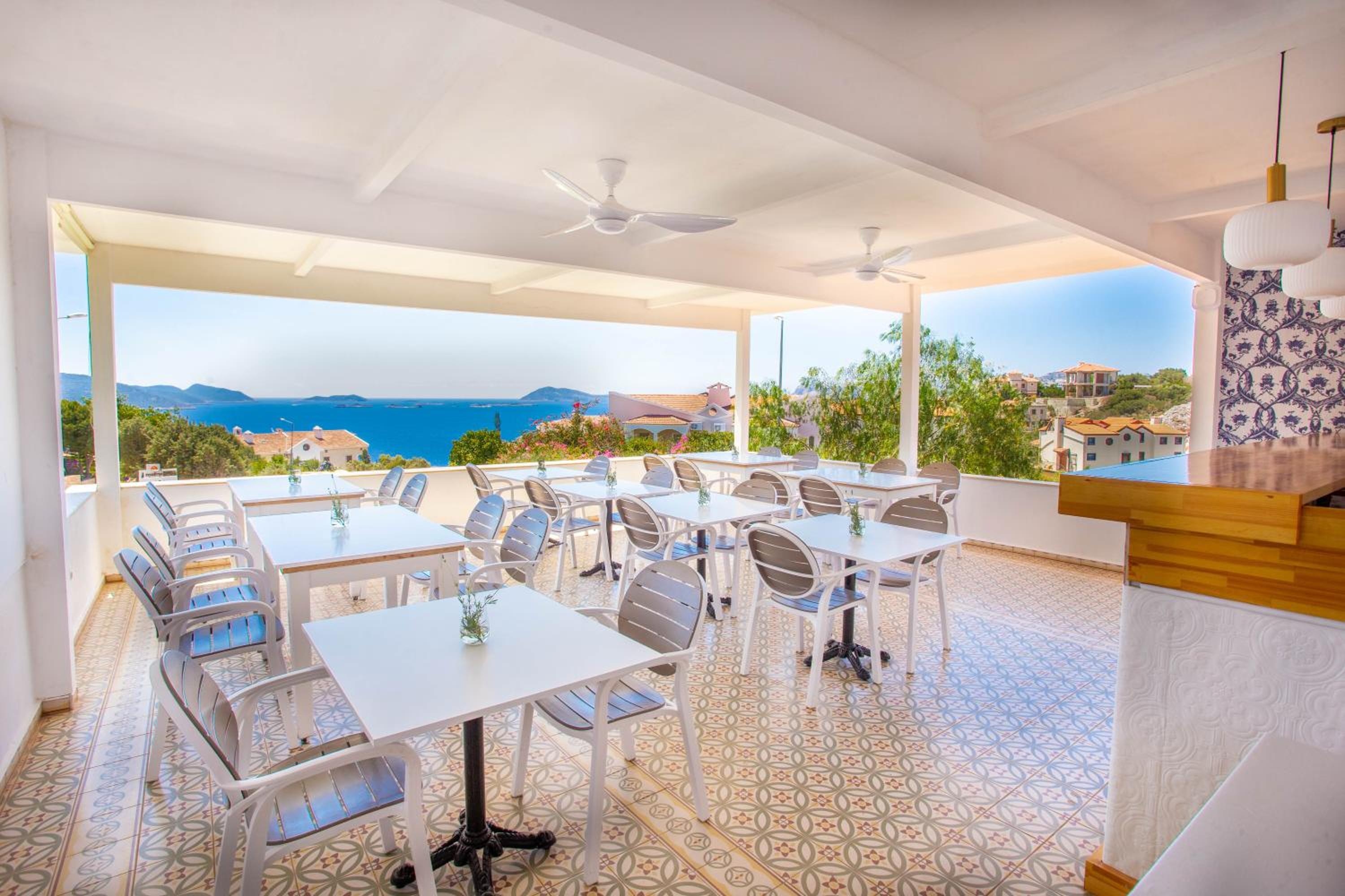 Sea Garden - Image 12