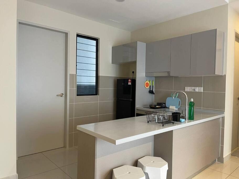 KLCC view Luxury family suites