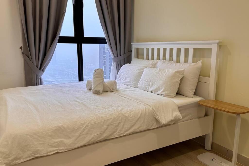 KLCC view Luxury family suites
